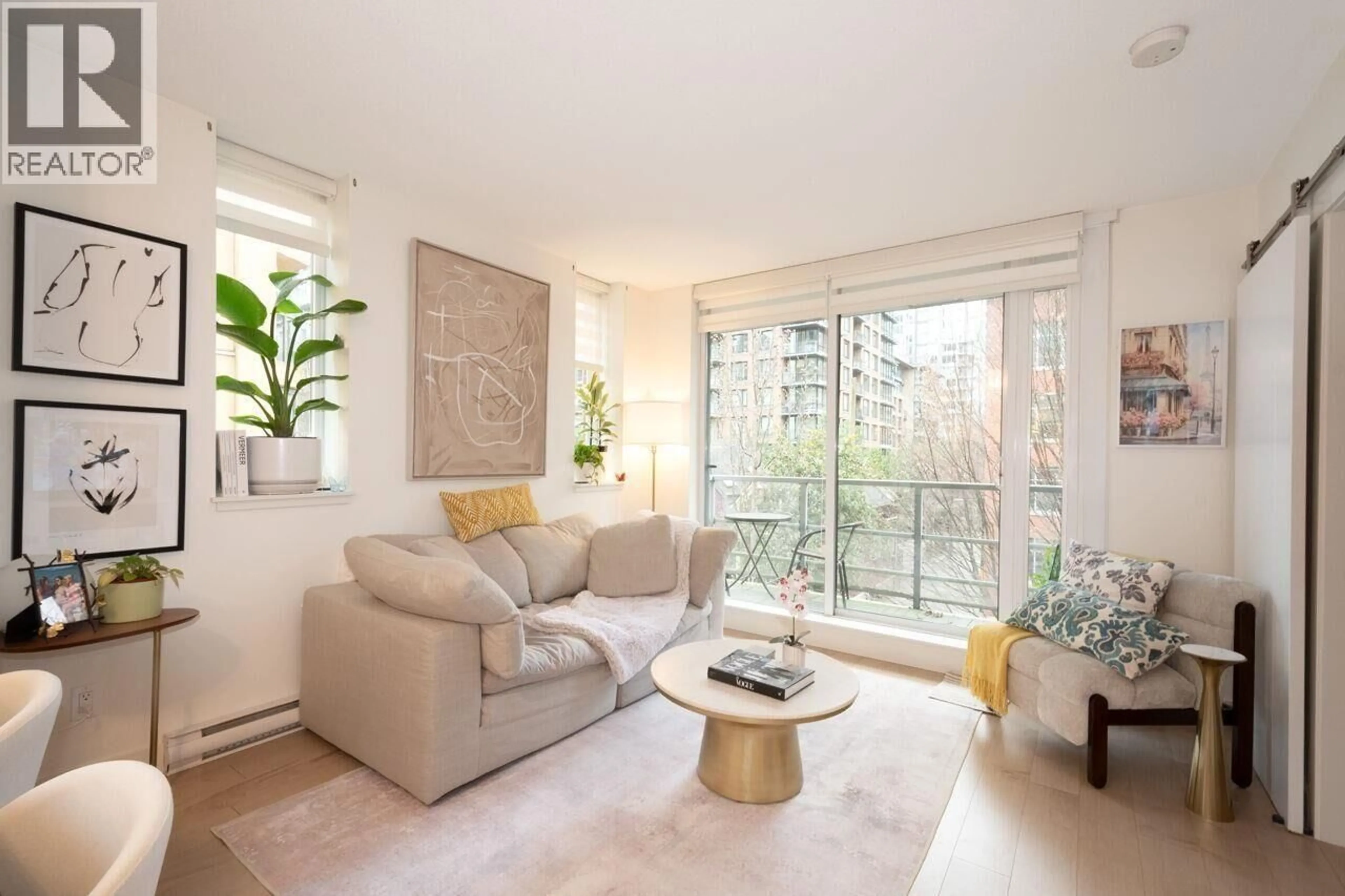 Living room with furniture, unknown for 406 - 1133 HOMER STREET, Vancouver British Columbia V6B0B1