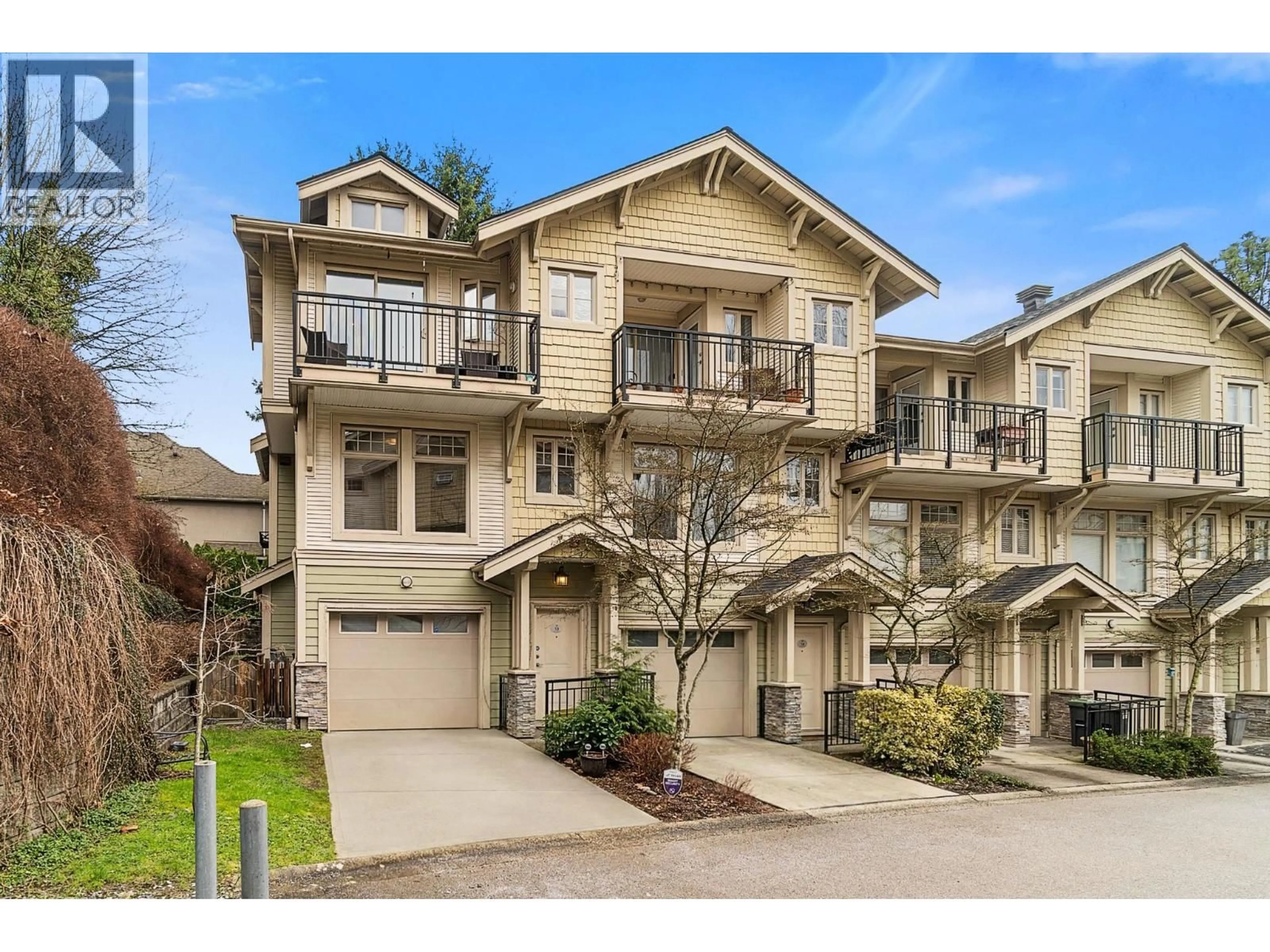 A pic from outside/outdoor area/front of a property/back of a property/a pic from drone, street for 13 - 245 FRANCIS WAY, New Westminster British Columbia V3L0A7