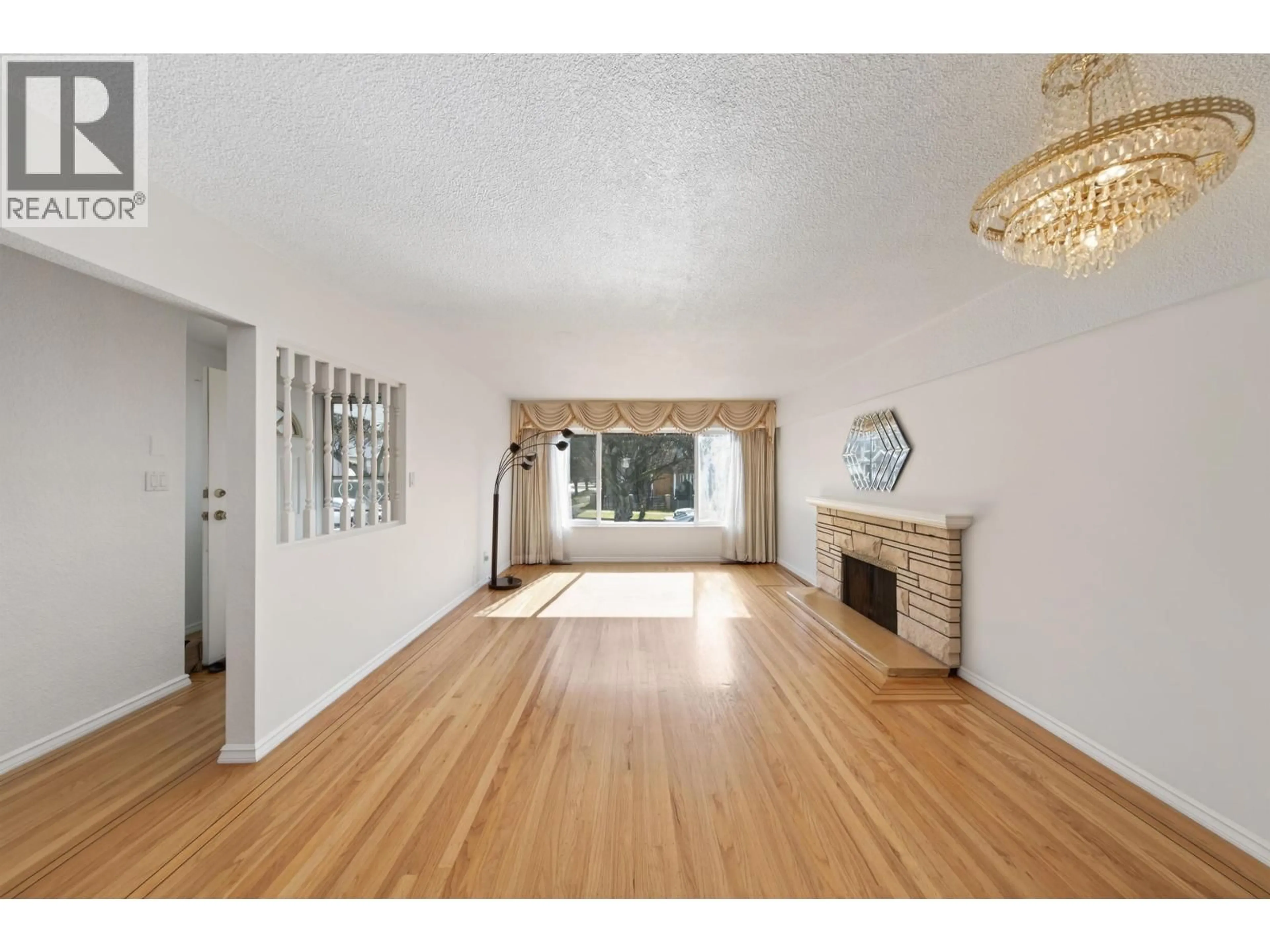 A pic of a room for 3571 46TH AVENUE, Vancouver British Columbia V5S1B7