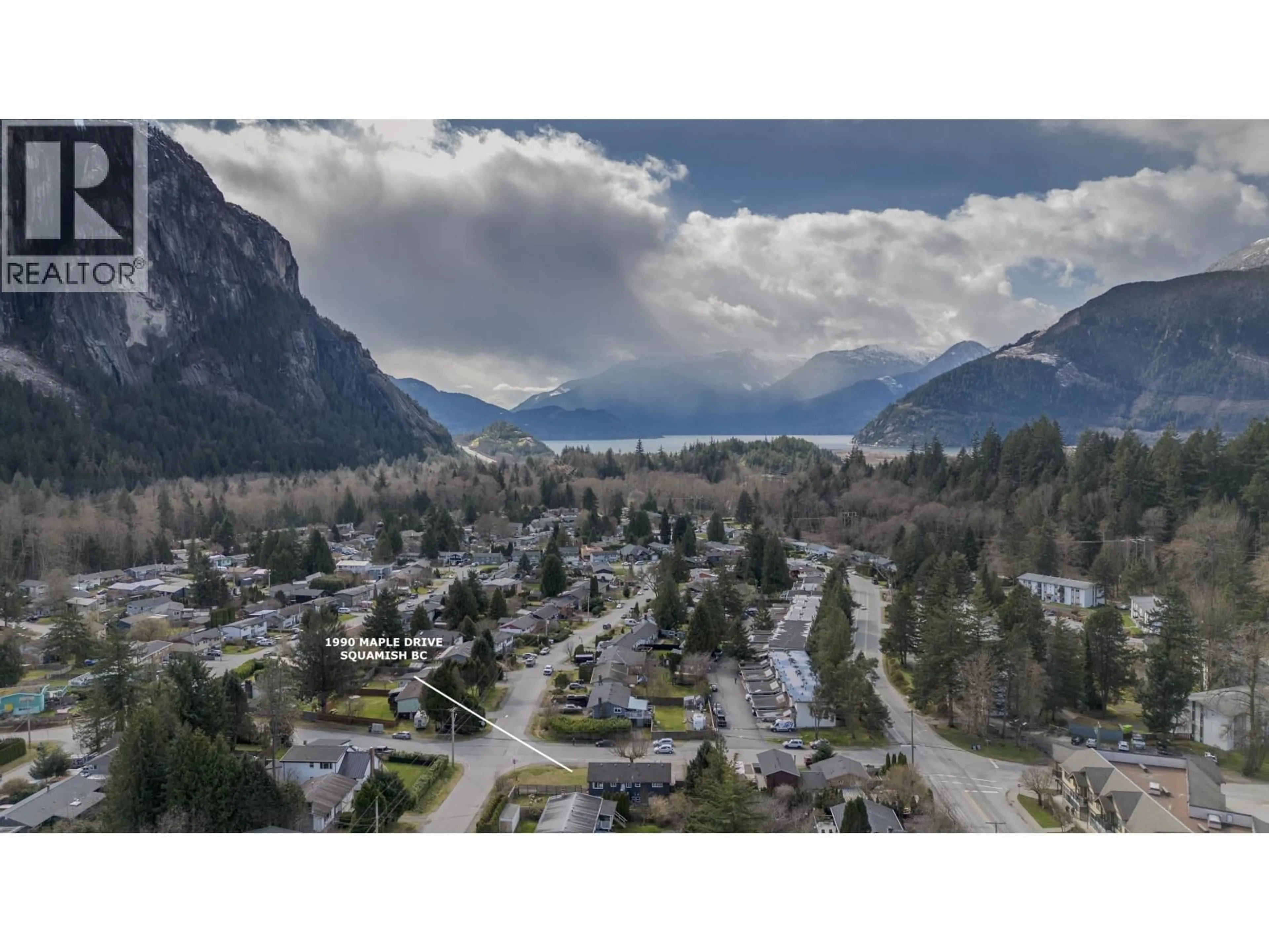 Unknown for 1990 MAPLE DRIVE, Squamish British Columbia V8B0A6