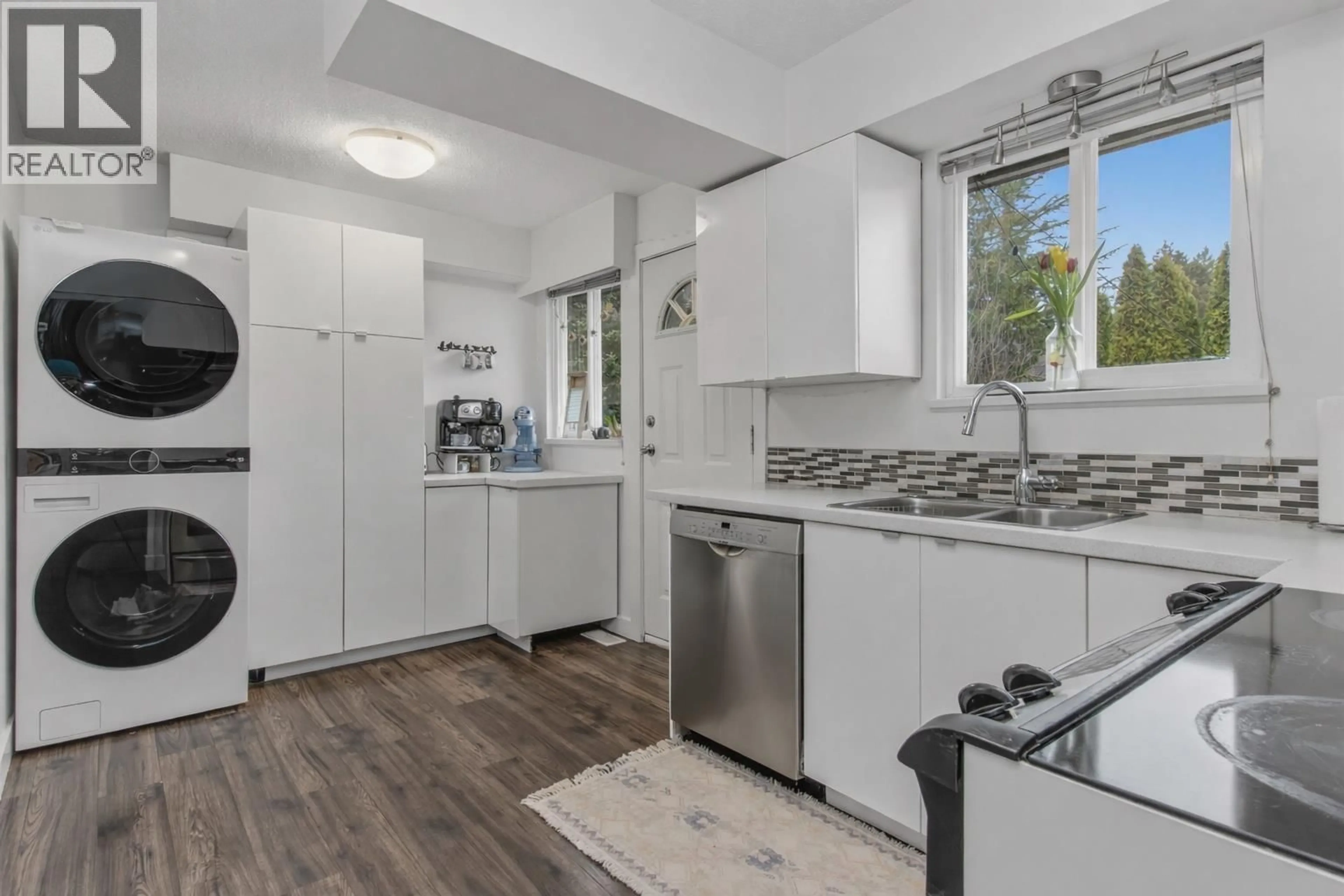 Unknown for 1990 MAPLE DRIVE, Squamish British Columbia V8B0A6