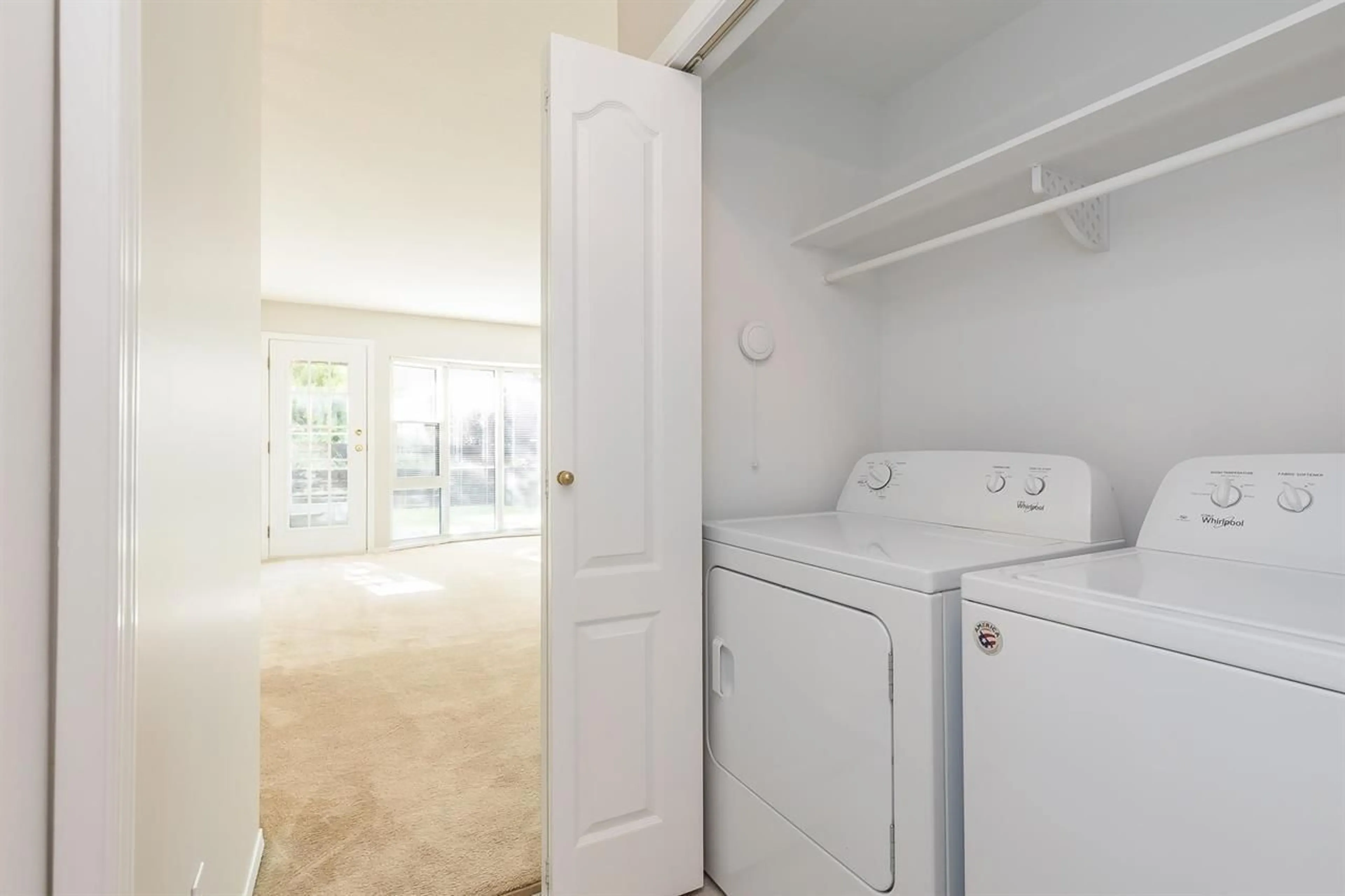 Laundry room for 23 - 2081 WINFIELD DRIVE, Abbotsford British Columbia V3G1C7