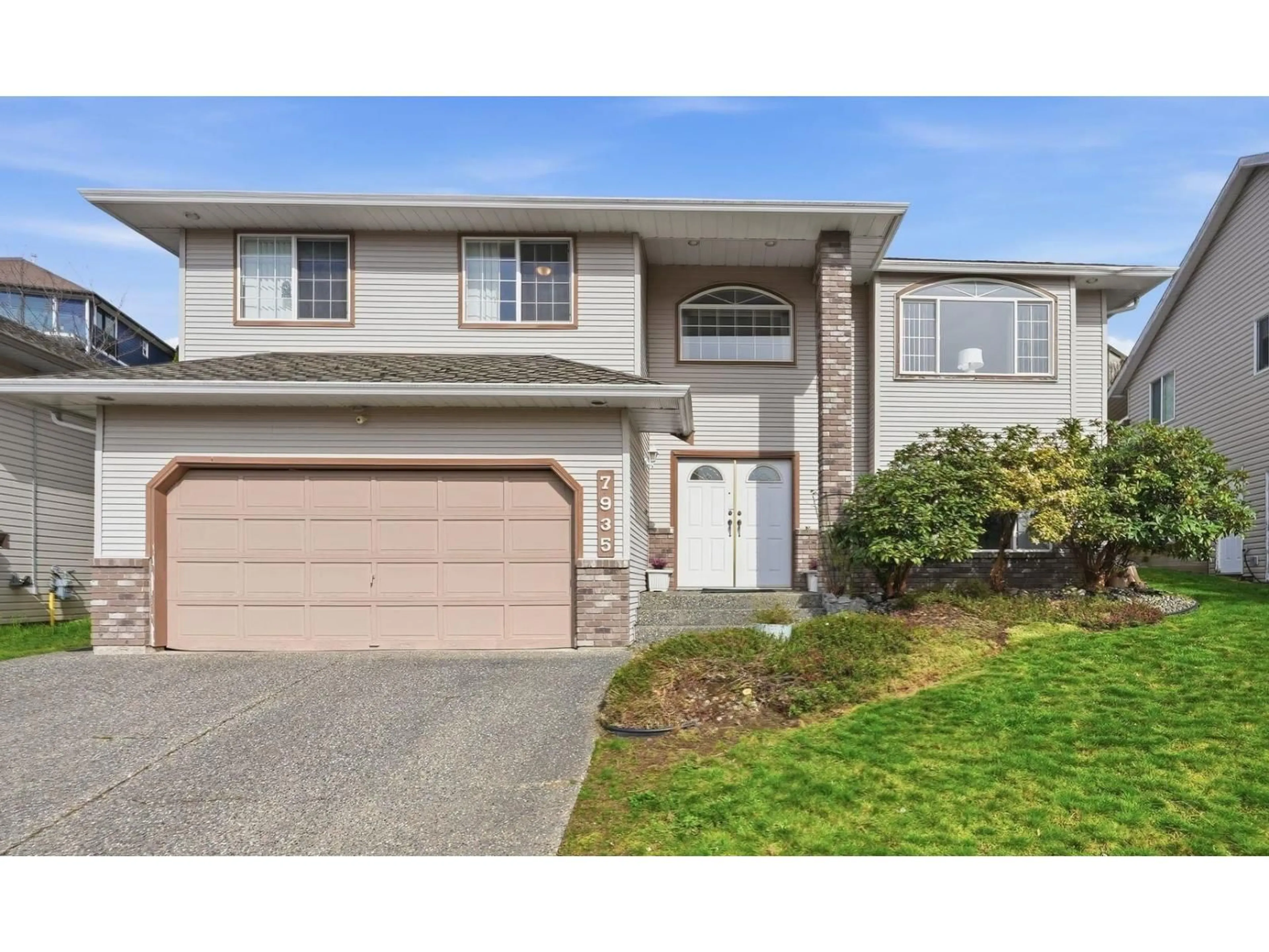 Home with vinyl exterior material, street for 7935 TOPPER DRIVE, Mission British Columbia V2V6Z2