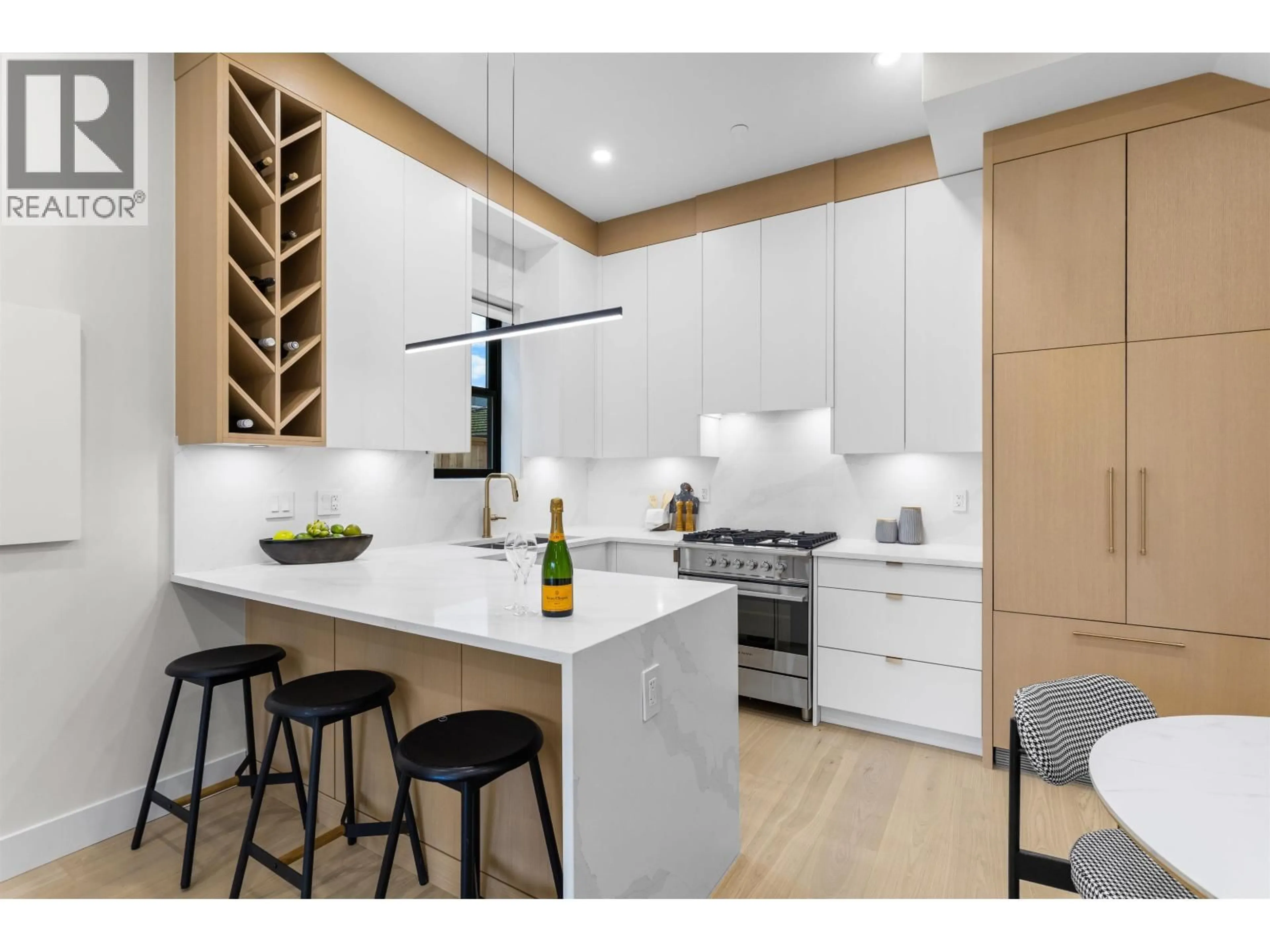 Open concept kitchen, unknown for 1 - 5306 CULLODEN STREET, Vancouver British Columbia V5W3R6