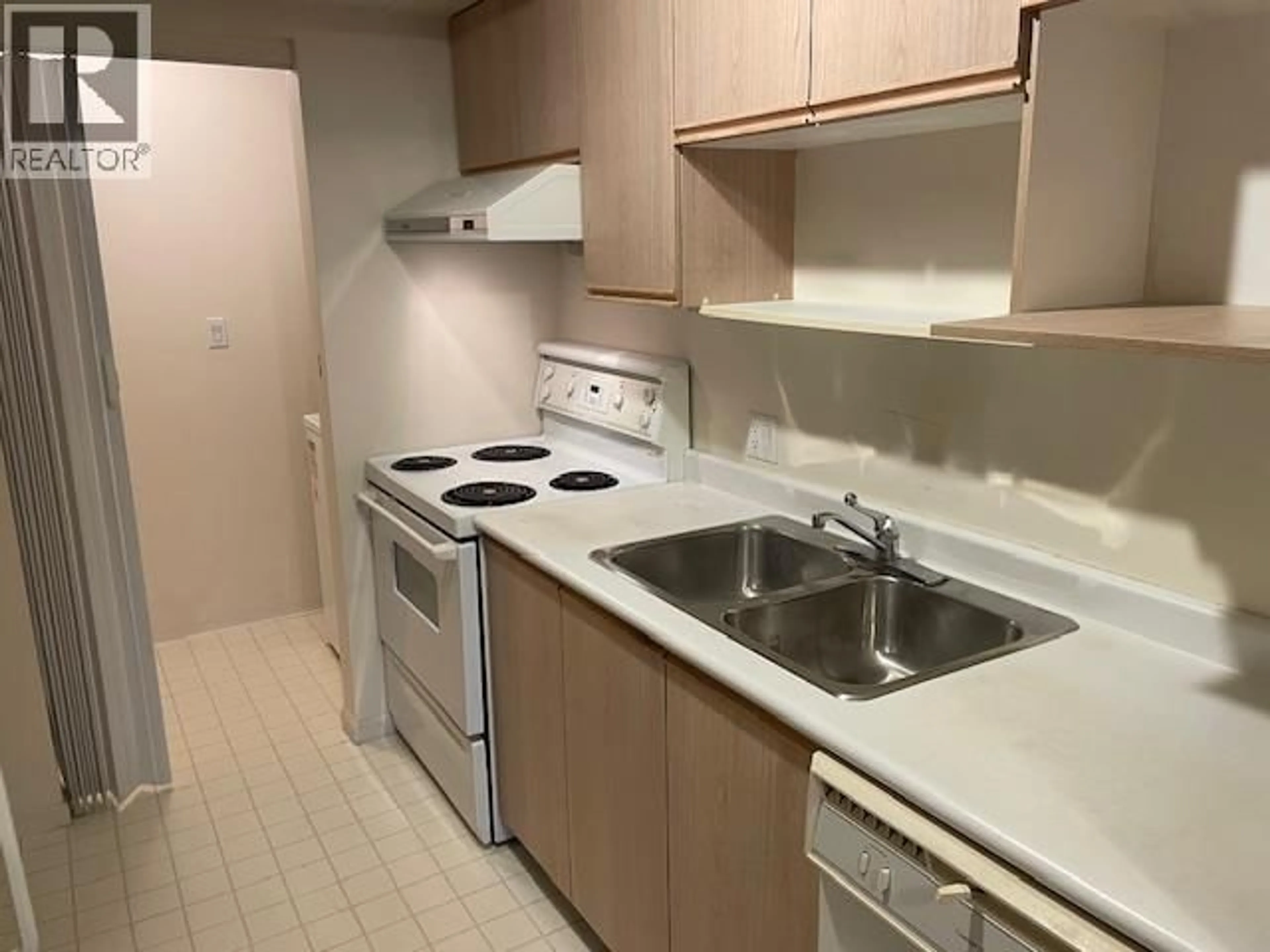 Standard kitchen, unknown for 406 - 8871 LANSDOWNE ROAD, Richmond British Columbia V6X3X8