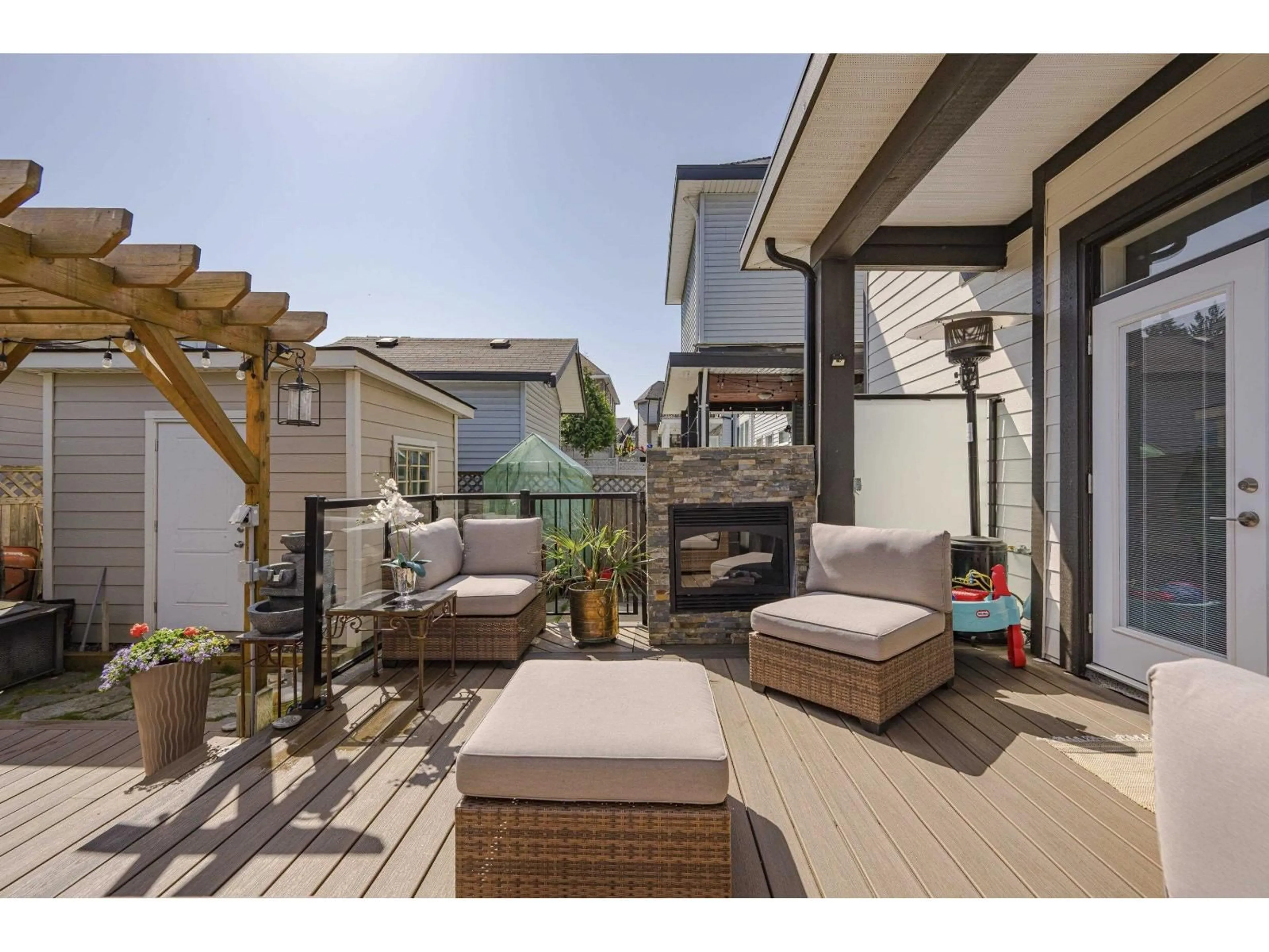 Patio, street for 5876 139A STREET, Surrey British Columbia V3X0G7