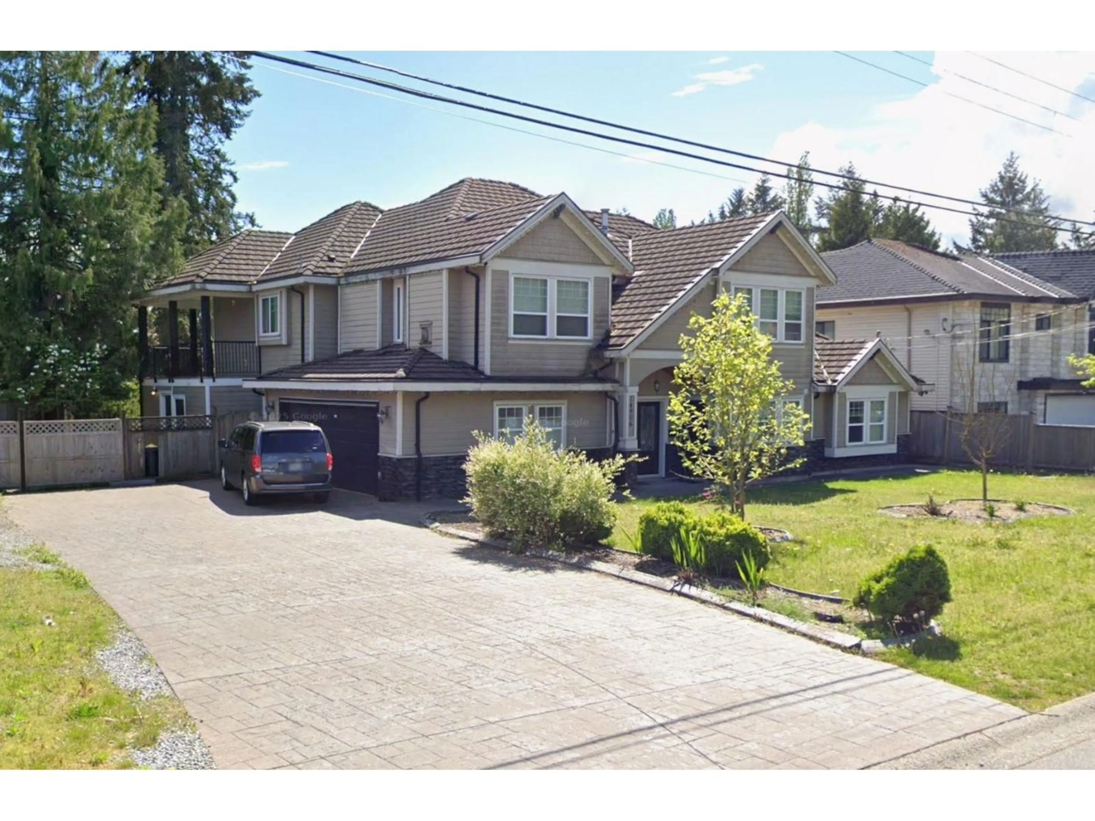 A pic from outside/outdoor area/front of a property/back of a property/a pic from drone, street for 14906 92 AVENUE, Surrey British Columbia V3R1C1
