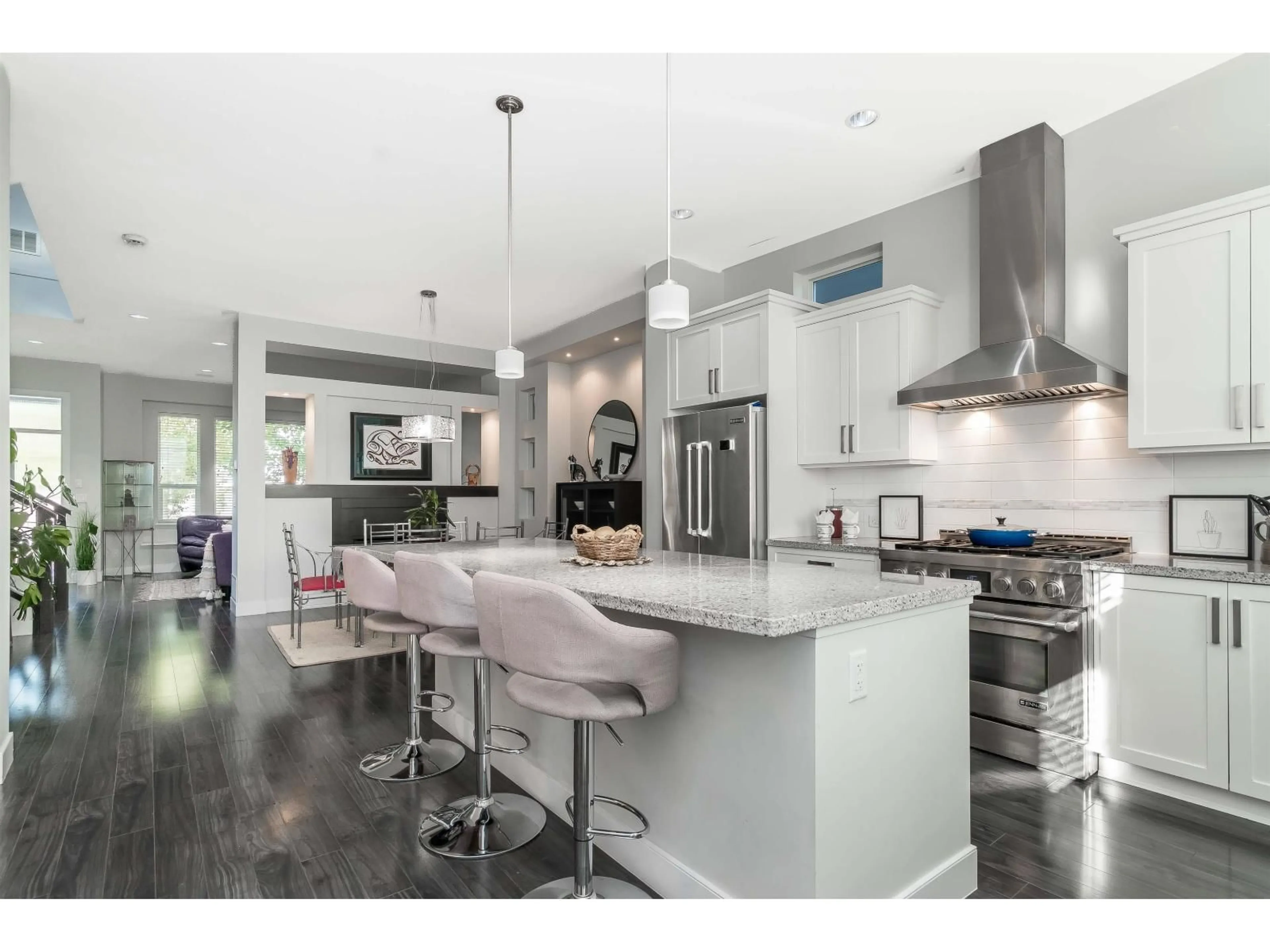Open concept kitchen, unknown for 16772 23 AVENUE, Surrey British Columbia V3Z0M7