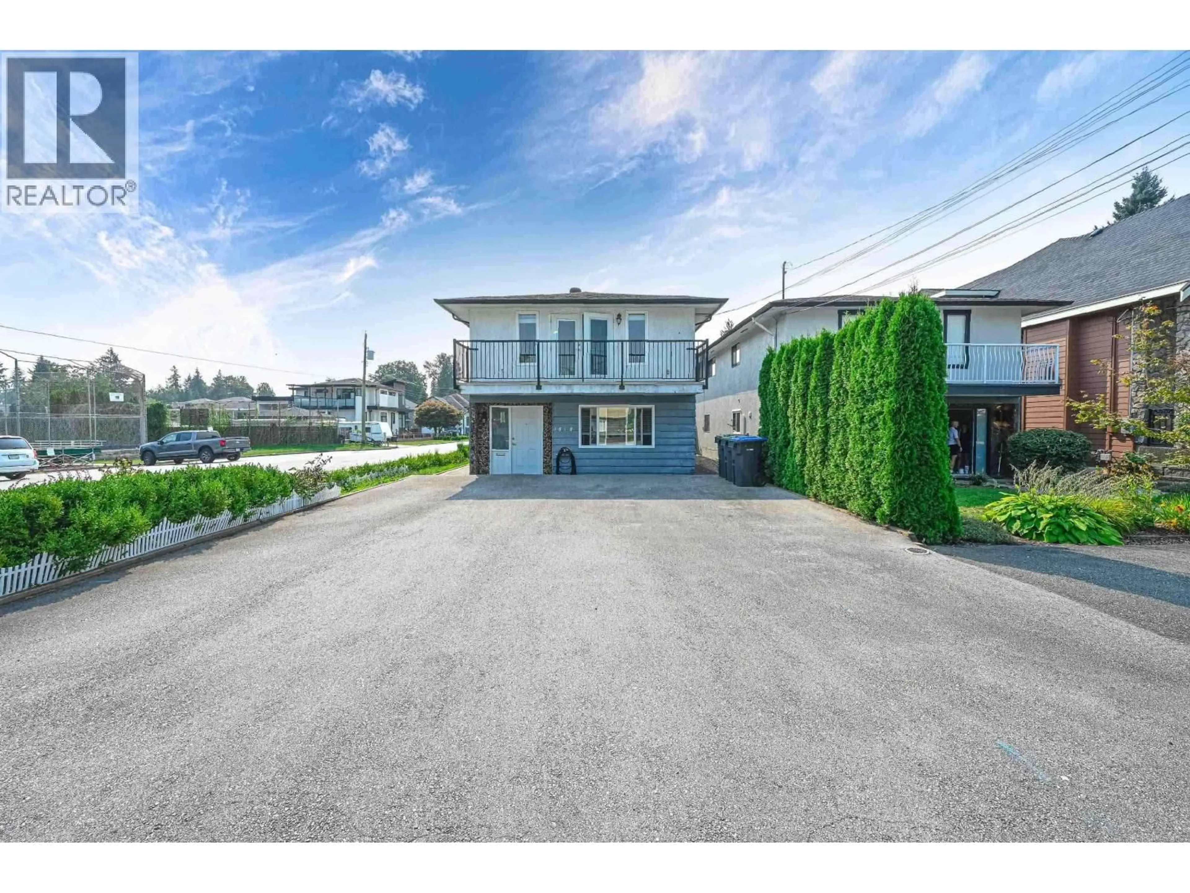 A pic from outside/outdoor area/front of a property/back of a property/a pic from drone, street for 1818 FRASER AVENUE, Port Coquitlam British Columbia V3B1N1