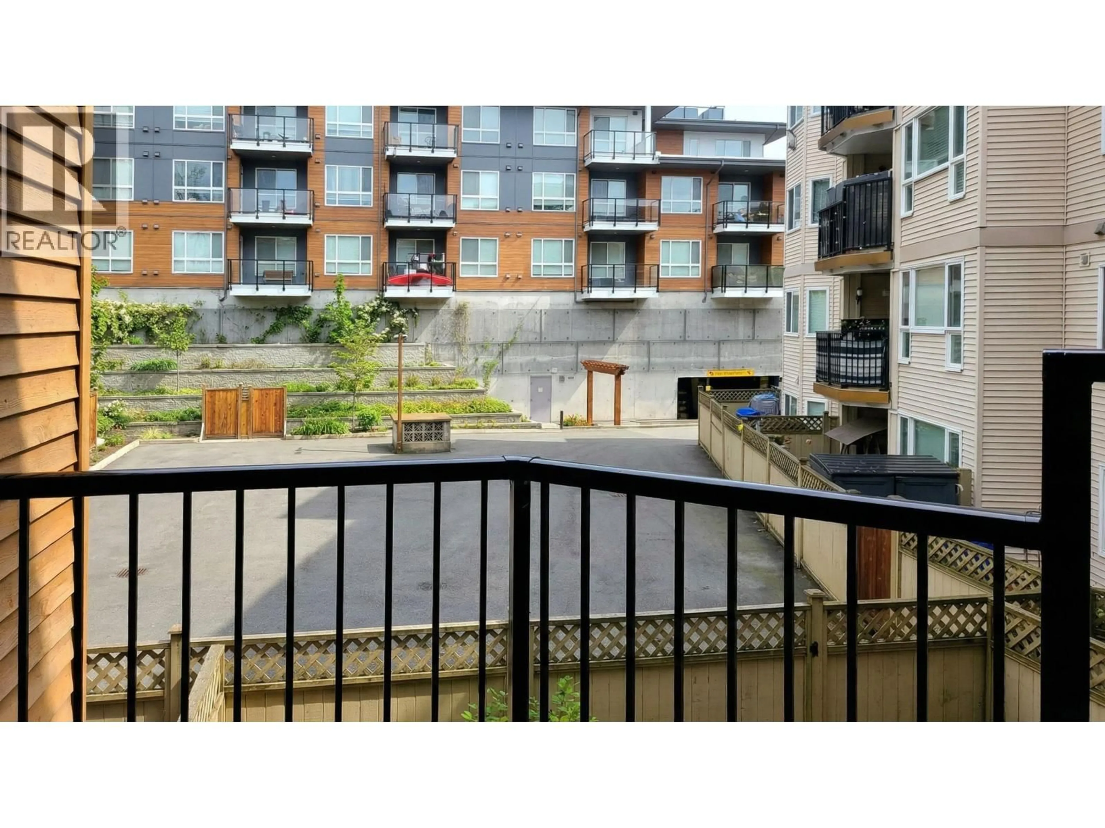 Unknown for 203 - 11595 FRASER STREET, Maple Ridge British Columbia V2X0X7