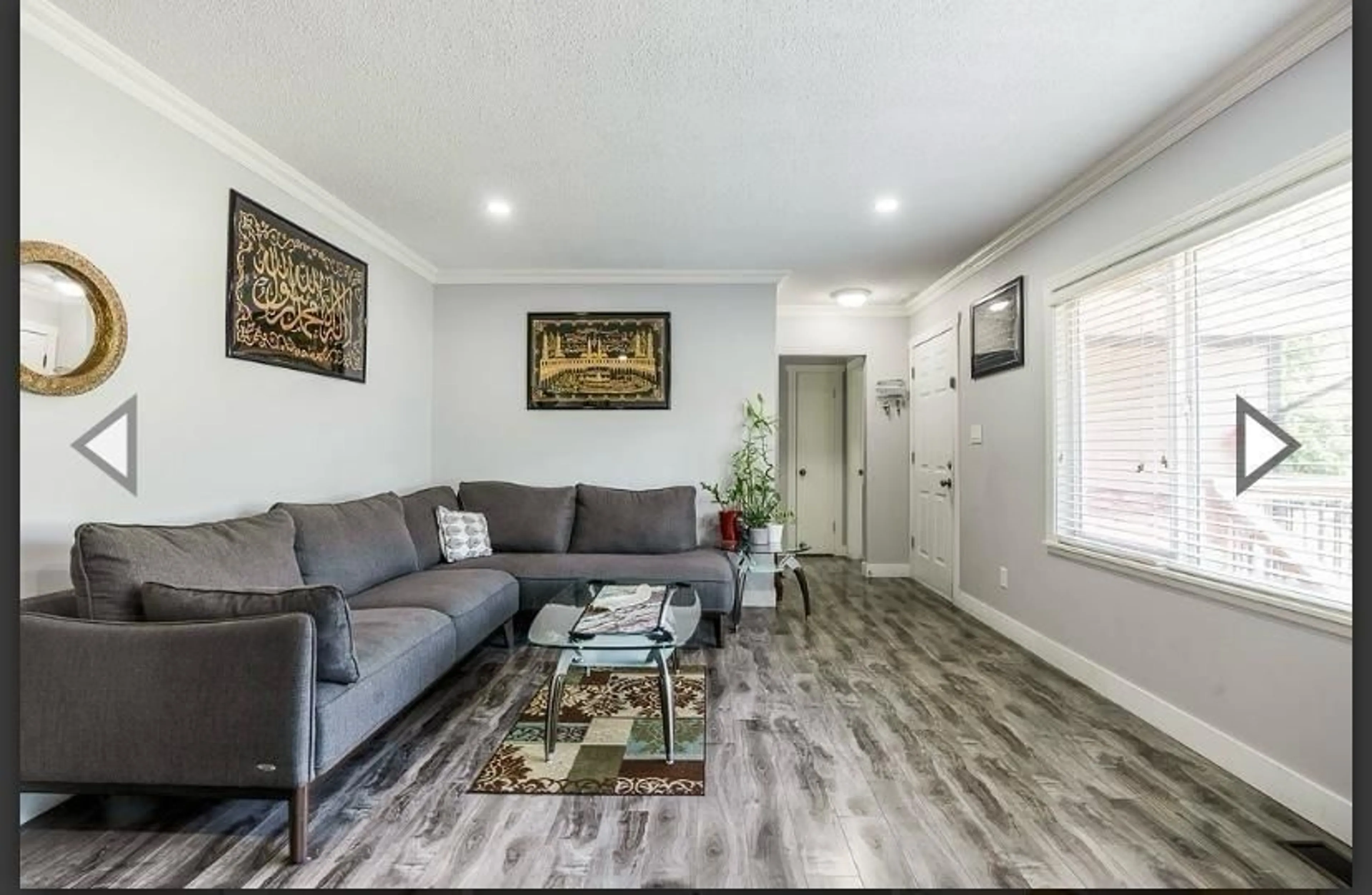 Living room with furniture, unknown for 11261 LANSDOWNE DRIVE, Surrey British Columbia V3R4Z6