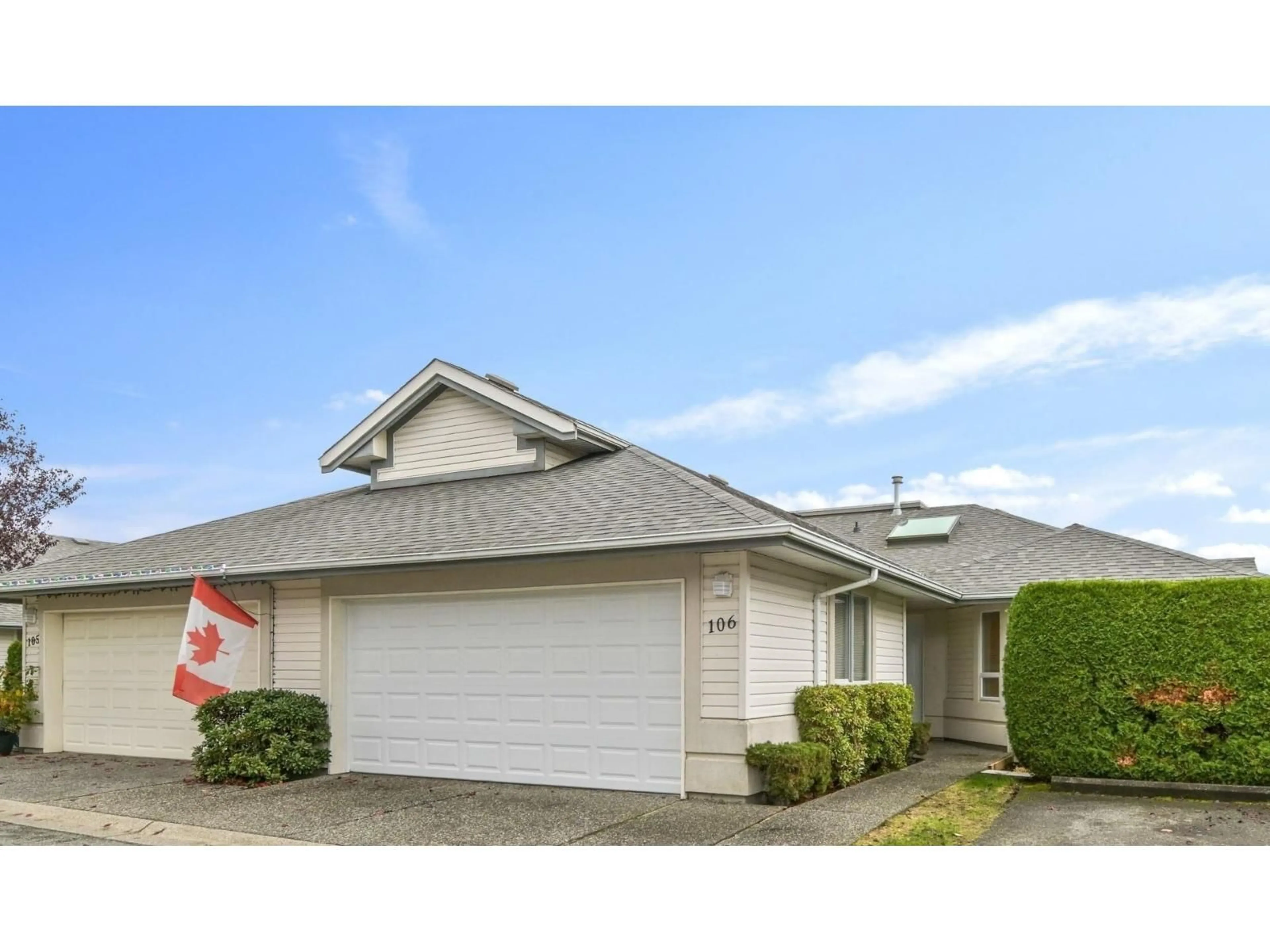 Home with vinyl exterior material, street for 106 - 31406 UPPER MACLURE ROAD, Abbotsford British Columbia V2T5L8