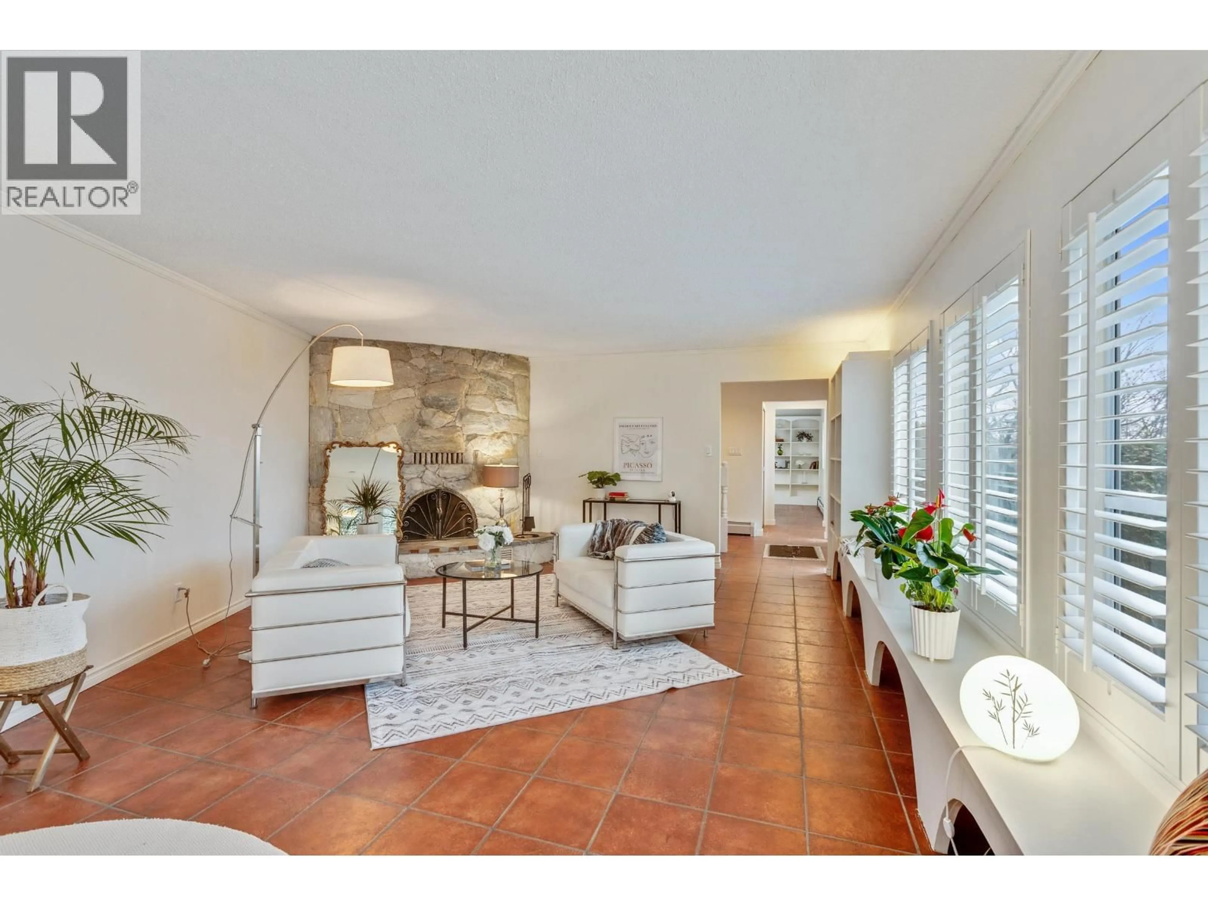 Living room with furniture, ceramic/tile floor for 7362 LABURNUM STREET, Vancouver British Columbia V6P5N3