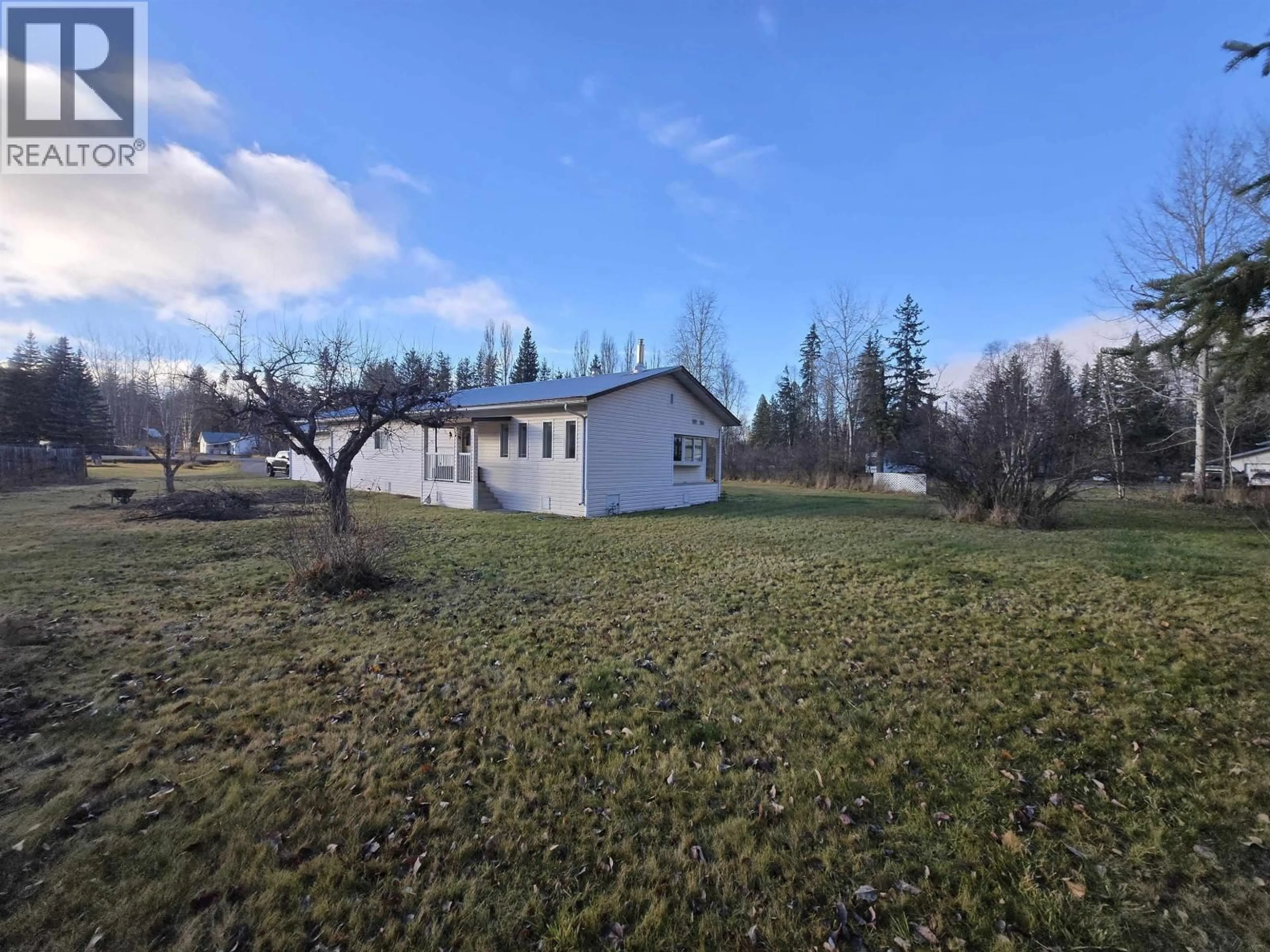 A pic from outside/outdoor area/front of a property/back of a property/a pic from drone, unknown for 1180 RED BLUFF ROAD, Red Bluff / Dragon Lake British Columbia V2J4S8