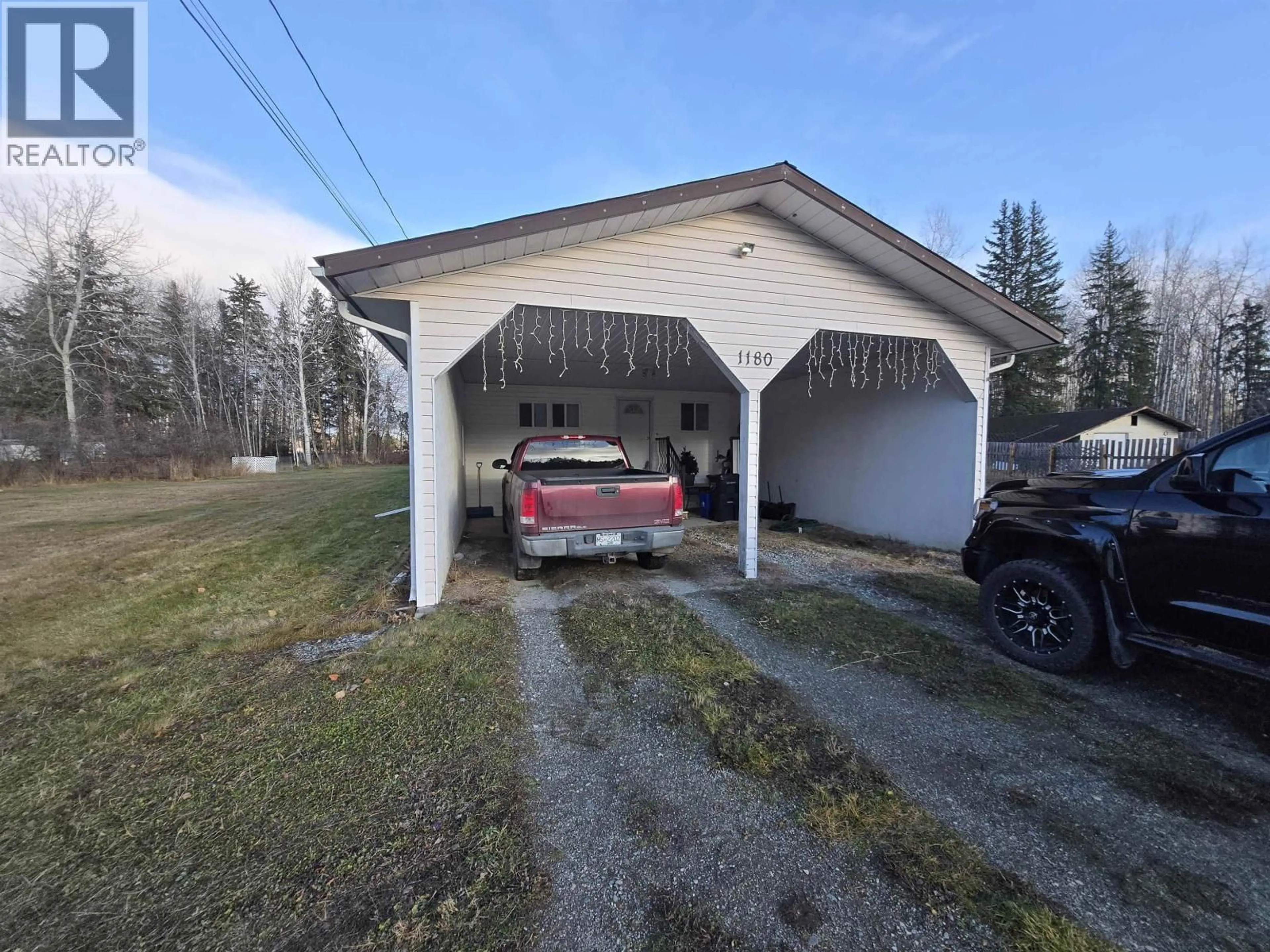 Indoor garage for 1180 RED BLUFF ROAD, Red Bluff / Dragon Lake British Columbia V2J4S8