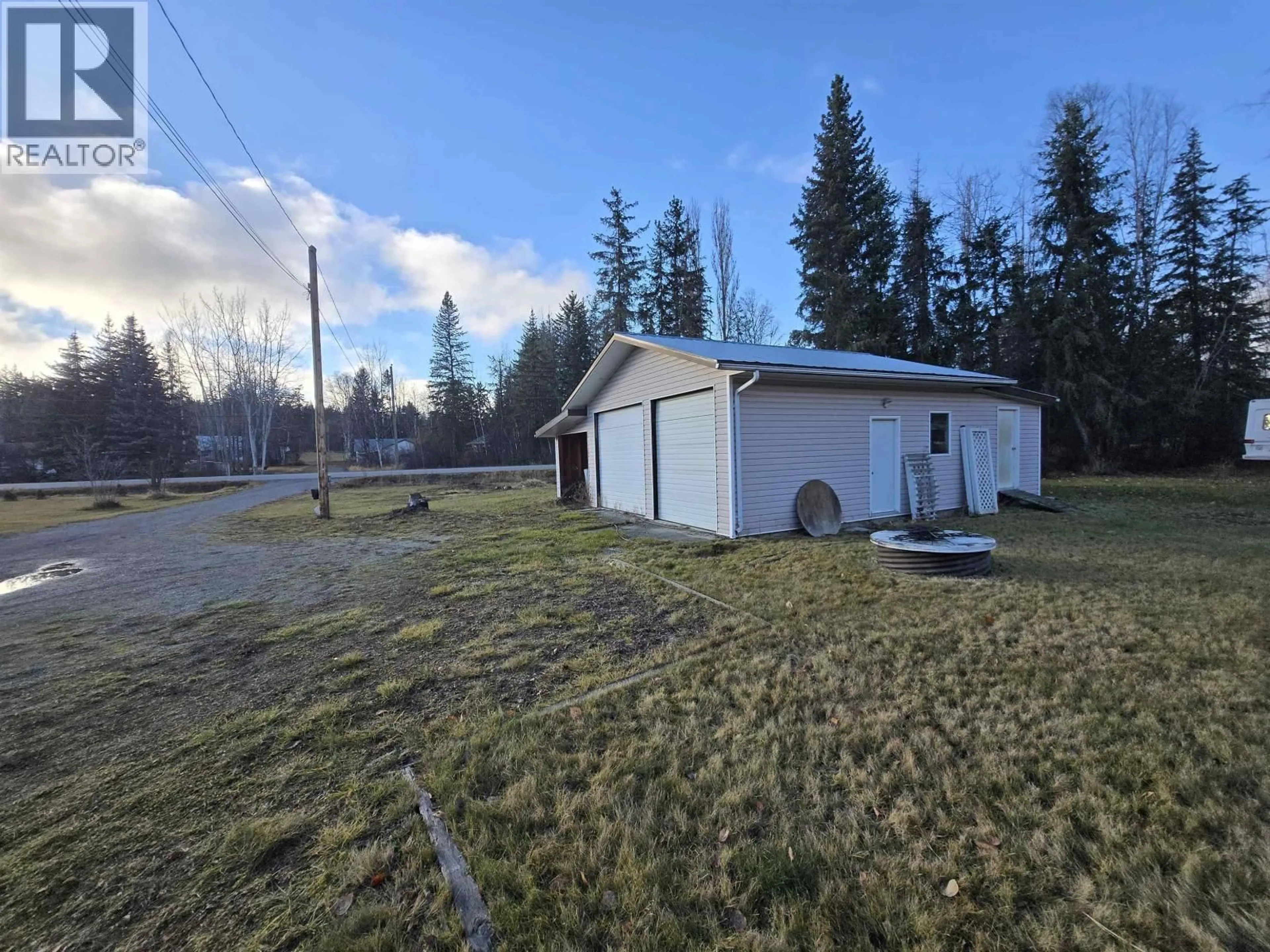 A pic from outside/outdoor area/front of a property/back of a property/a pic from drone, building for 1180 RED BLUFF ROAD, Red Bluff / Dragon Lake British Columbia V2J4S8