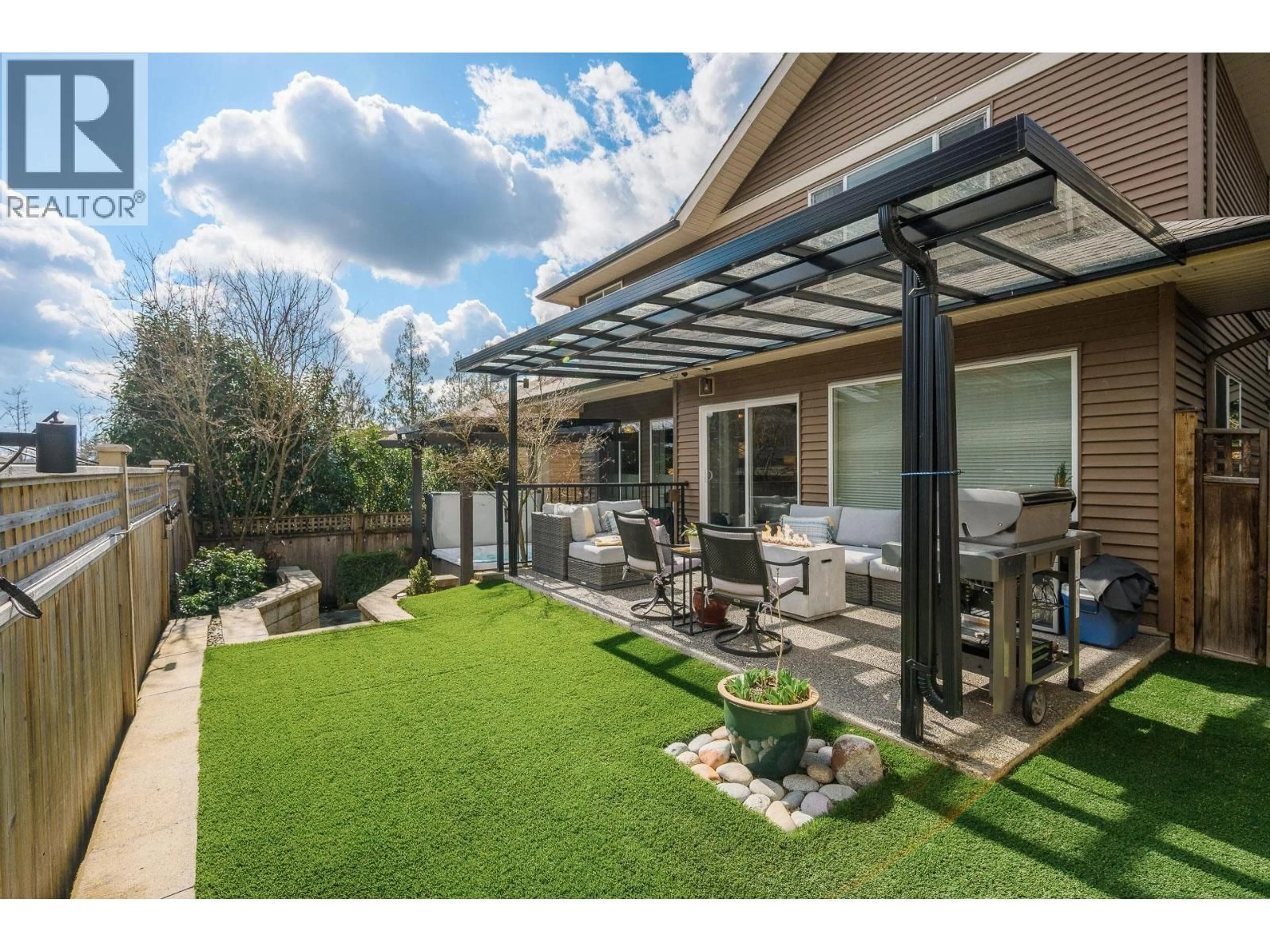 Patio, street for 11216 236 STREET, Maple Ridge British Columbia V2W0C8