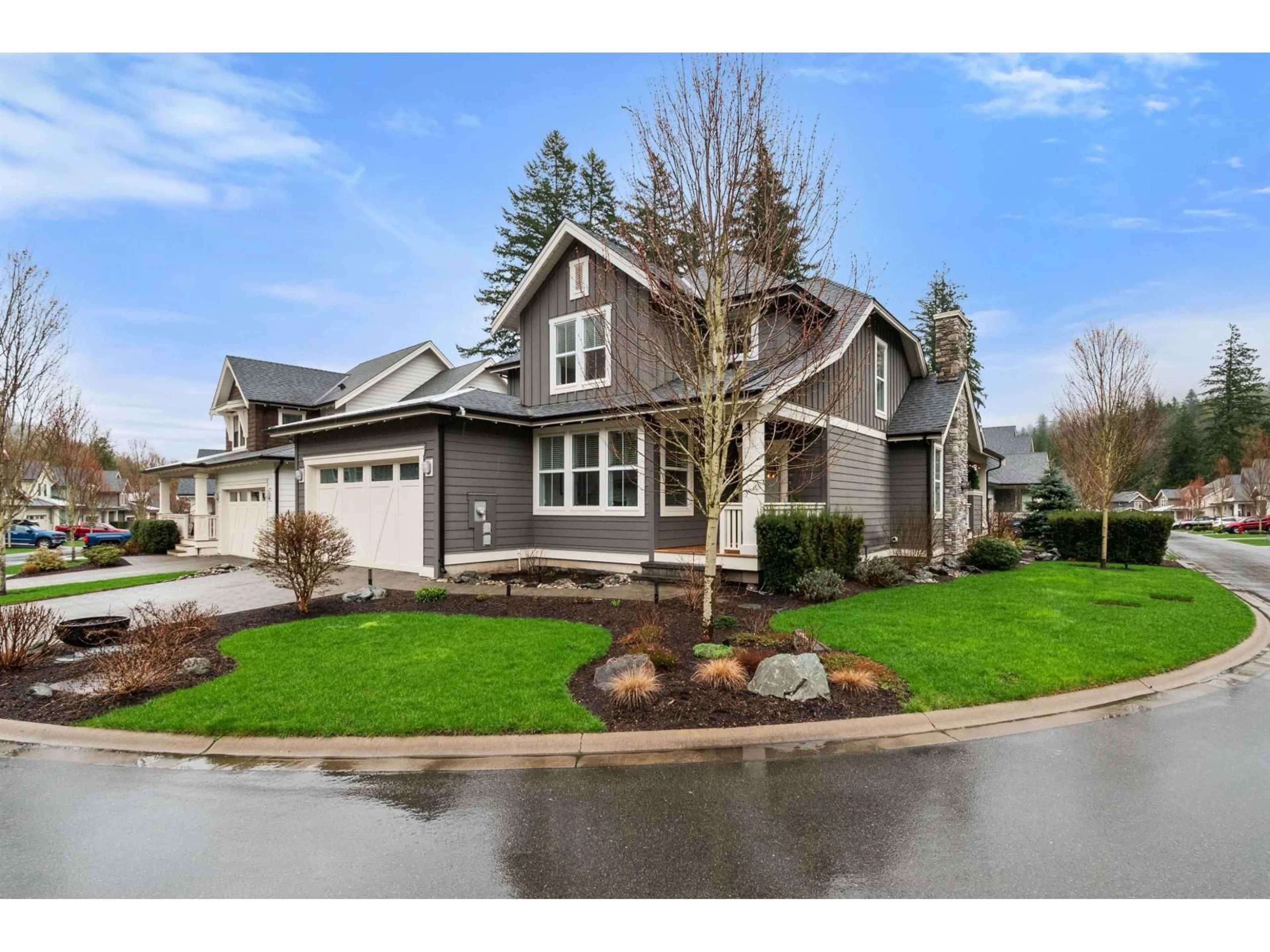 Home with vinyl exterior material, street for 43339 CREEKSIDE CIRCLE, Lindell Beach British Columbia V2R0Z4