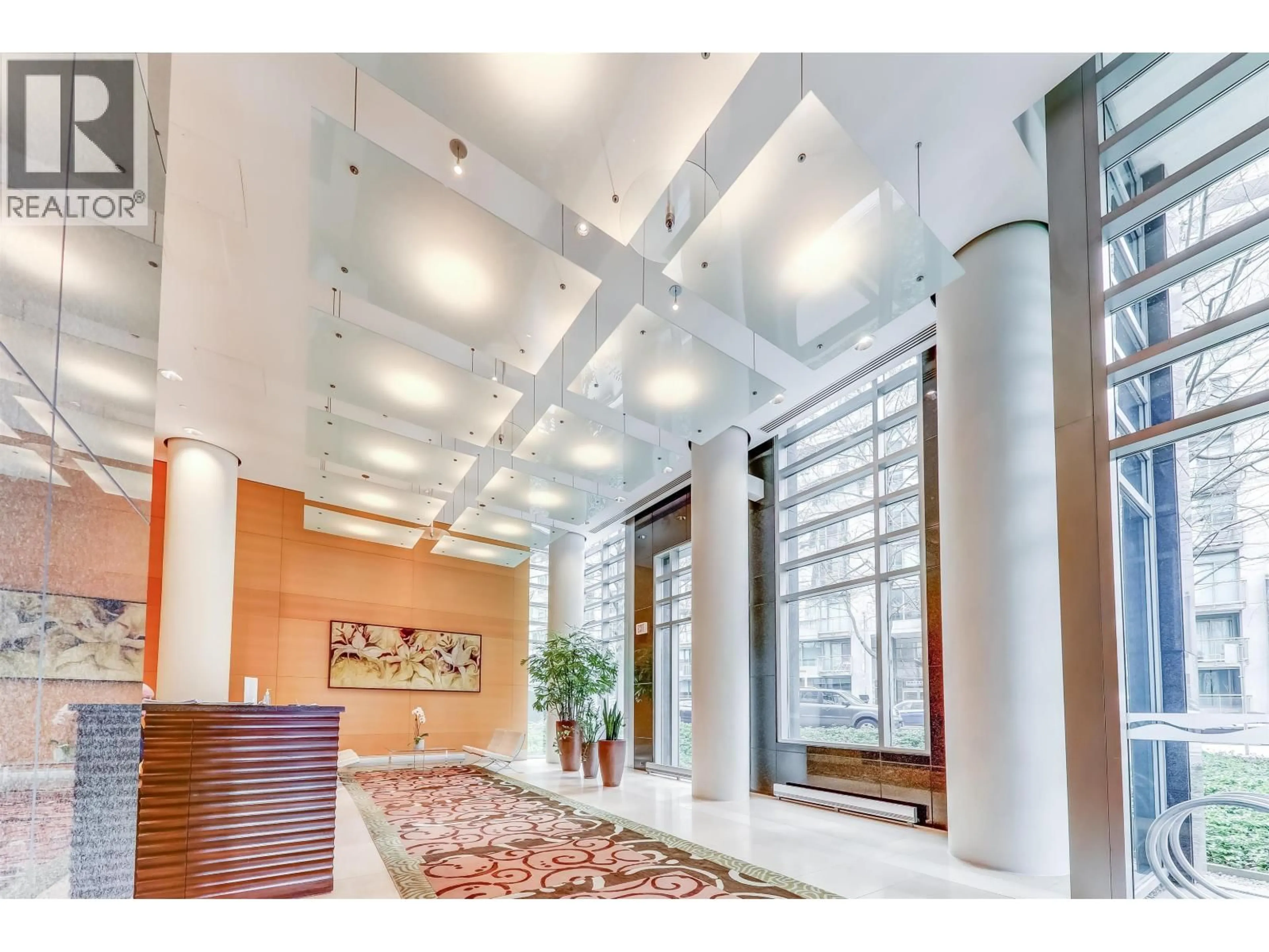 Indoor foyer for 402 - 590 NICOLA STREET, Vancouver British Columbia V6G3J8