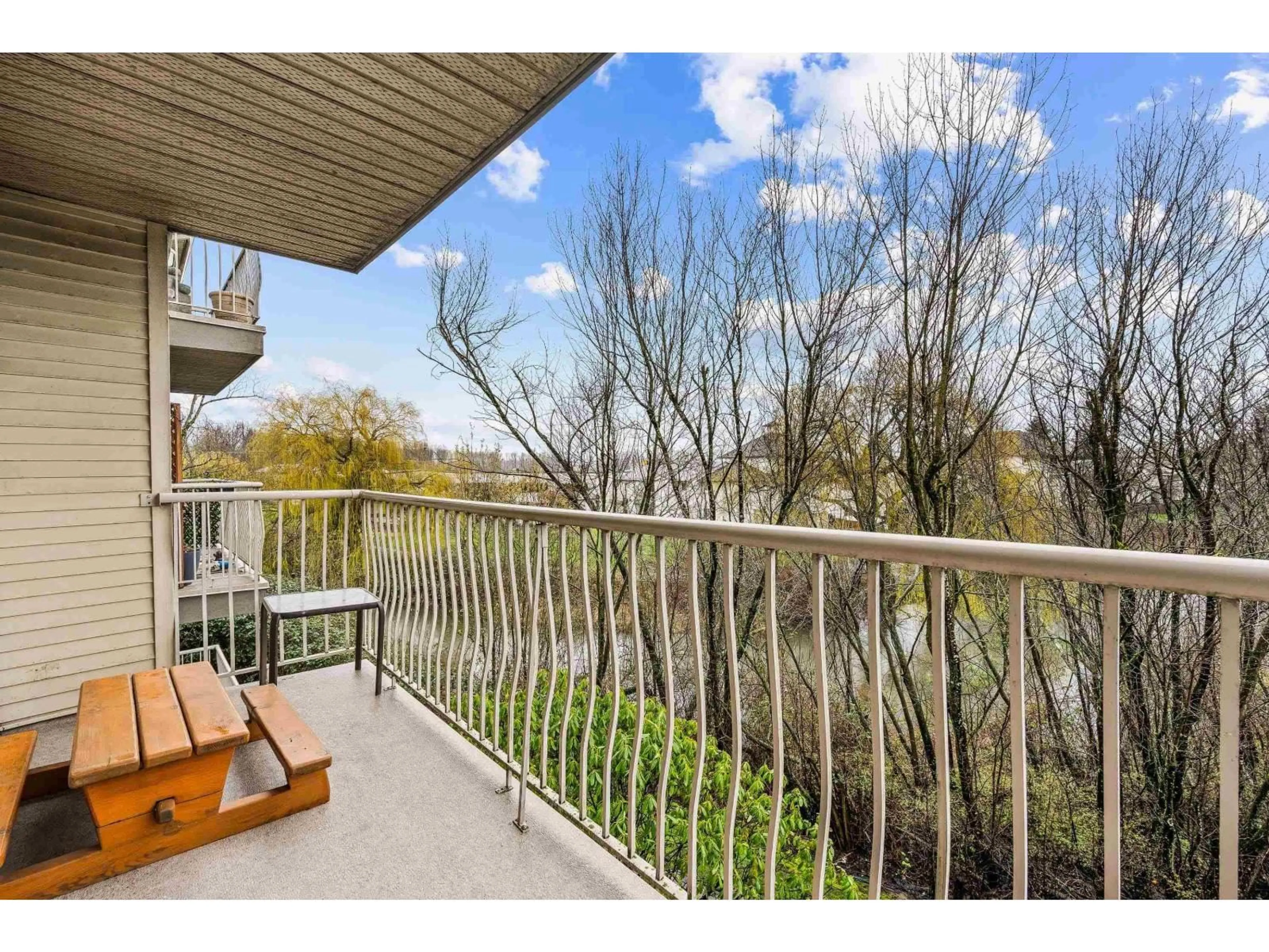 Balcony in the apartment, water/lake/river/ocean view for 316 - 7694 EVANS ROAD, Chilliwack British Columbia V2R3W3