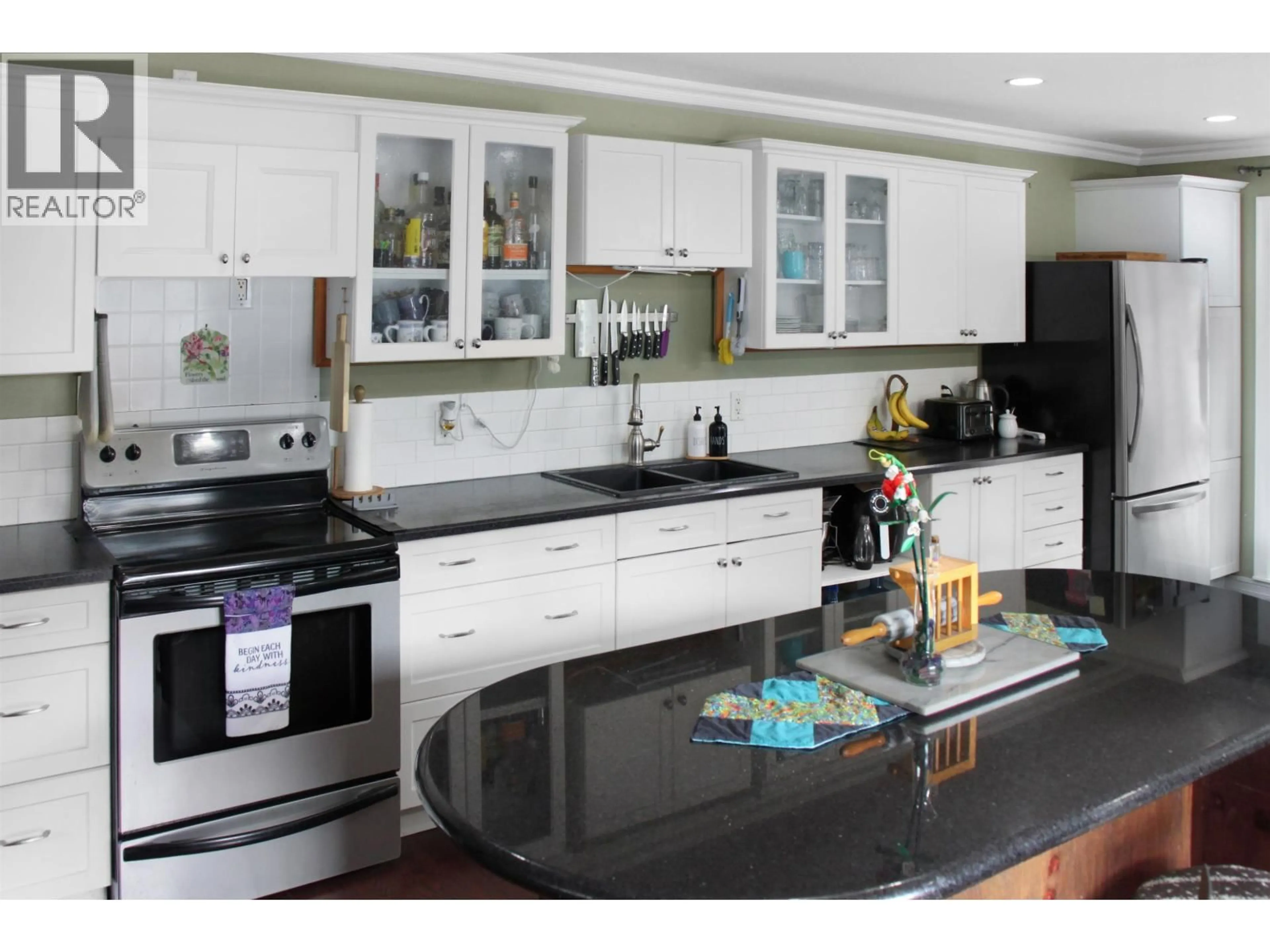 Open concept kitchen, unknown for 4763 ANZEEON ROAD, 108 Mile Ranch British Columbia V0K2Z0