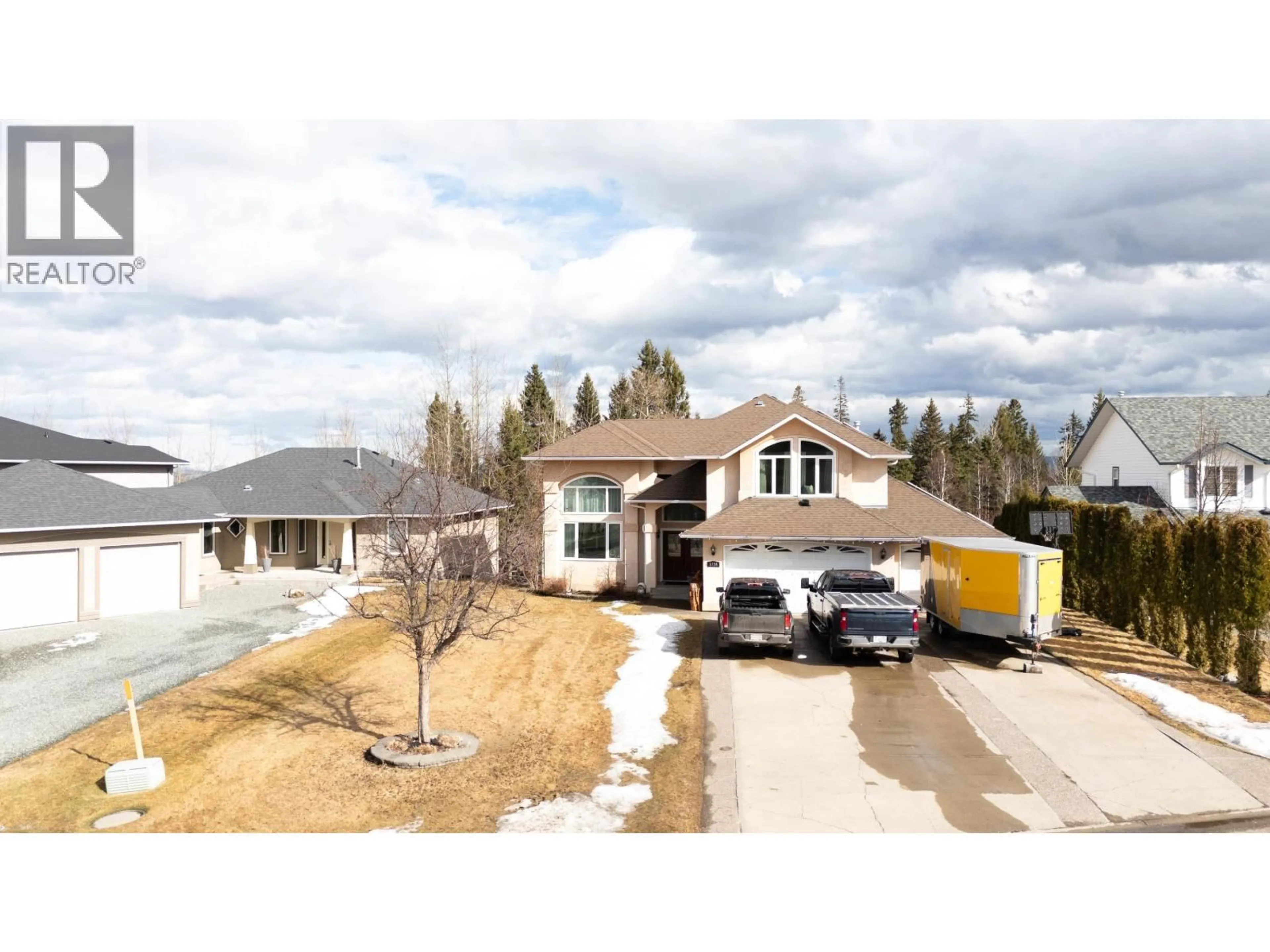 A pic from outside/outdoor area/front of a property/back of a property/a pic from drone, street for 6724 WESTMOUNT DRIVE, Prince George British Columbia V2N6R3