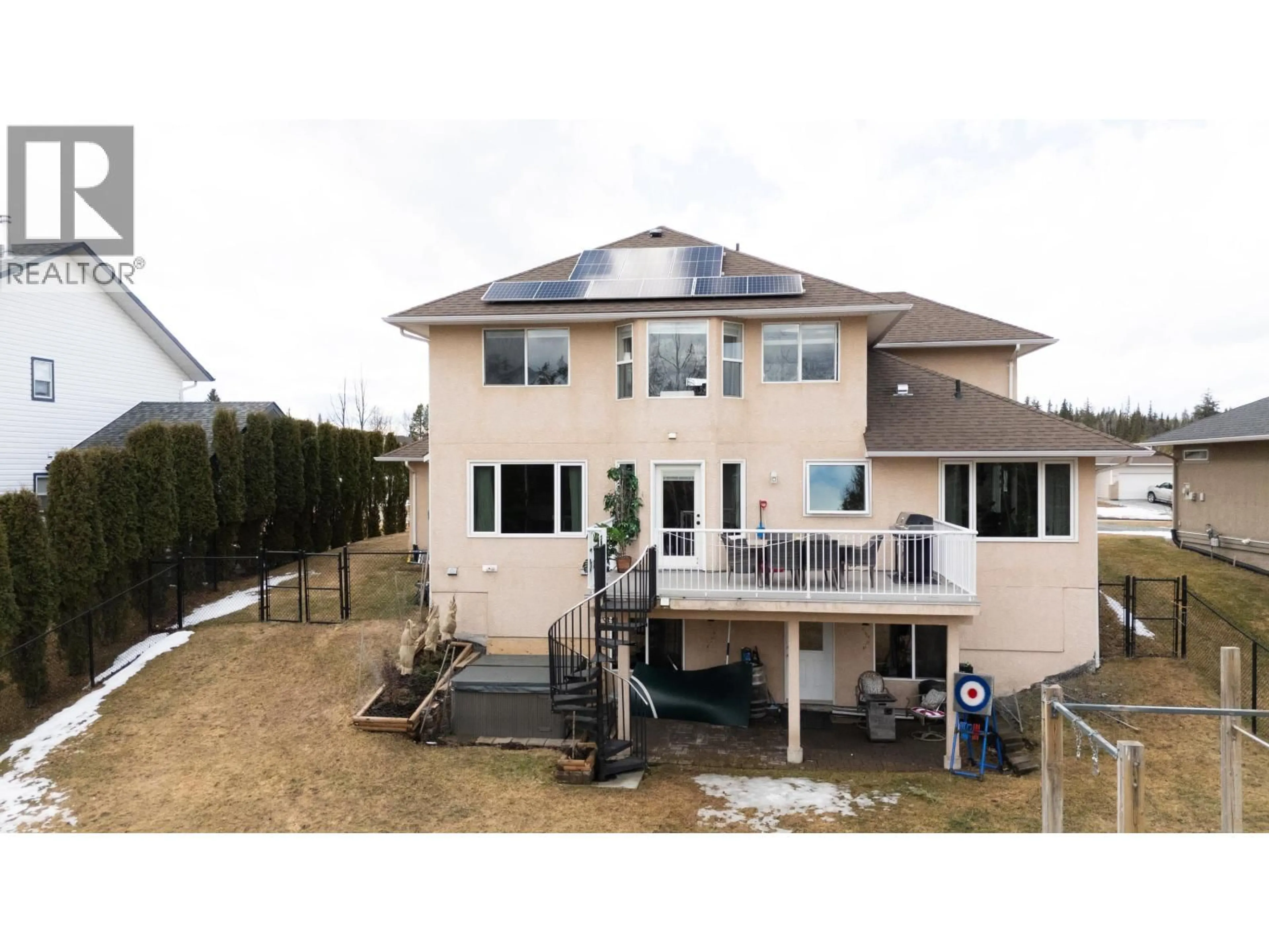 A pic from outside/outdoor area/front of a property/back of a property/a pic from drone, building for 6724 WESTMOUNT DRIVE, Prince George British Columbia V2N6R3