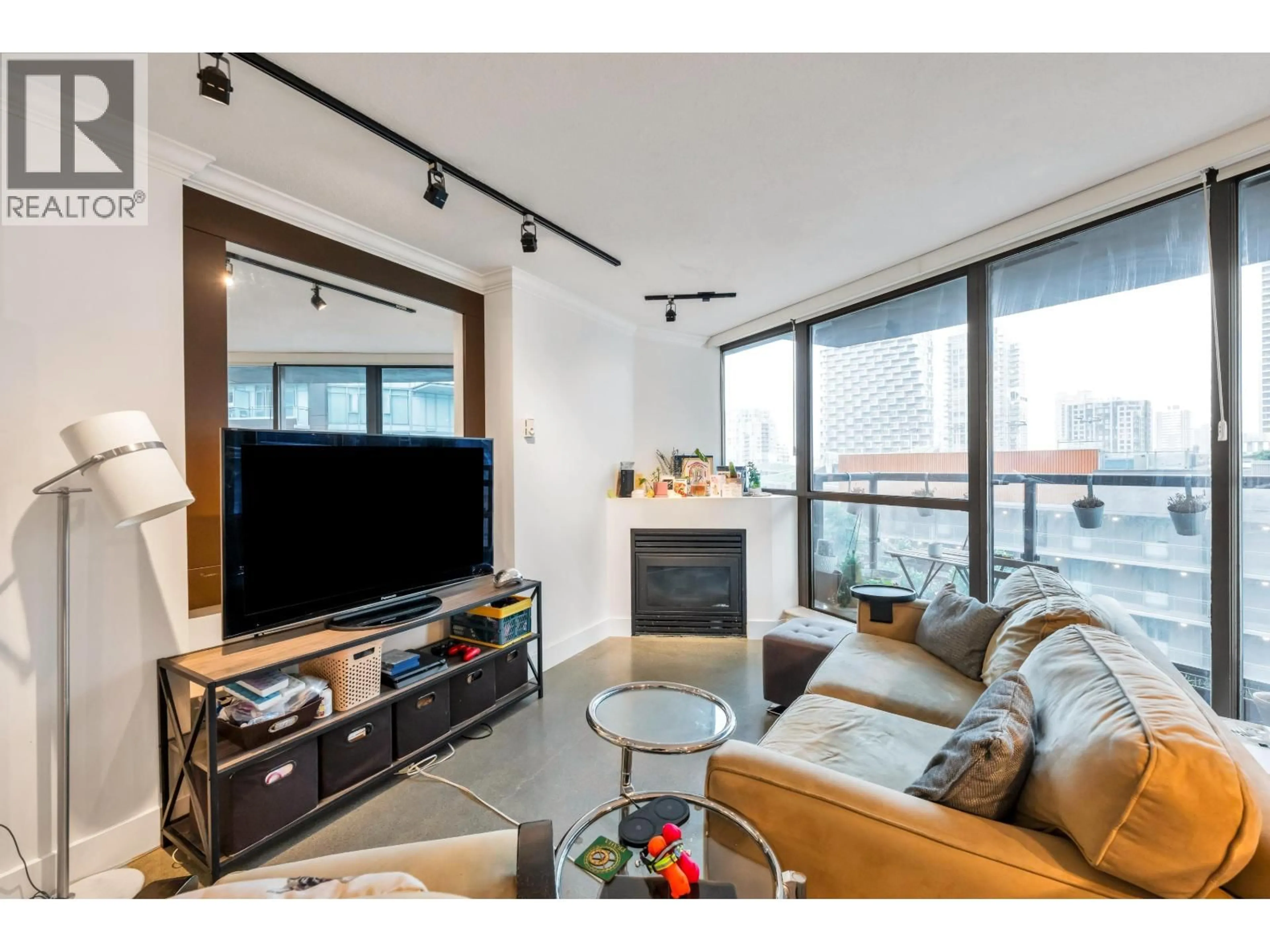 Living room with furniture, unknown for 1007 - 501 PACIFIC STREET, Vancouver British Columbia V6Z2X6