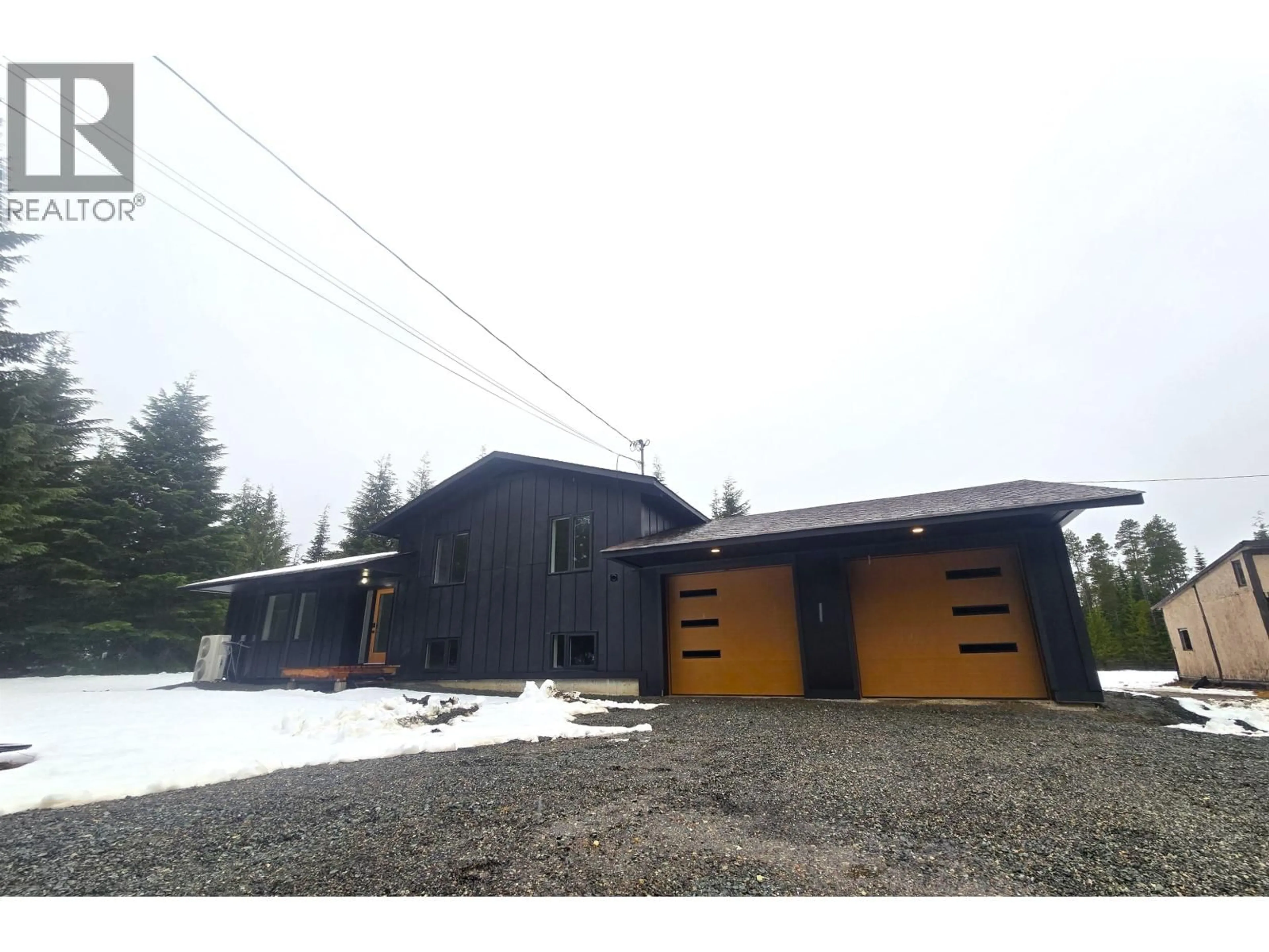 Indoor garage for 405 SOCKEYE CREEK STREET, Terrace British Columbia V8G0G5