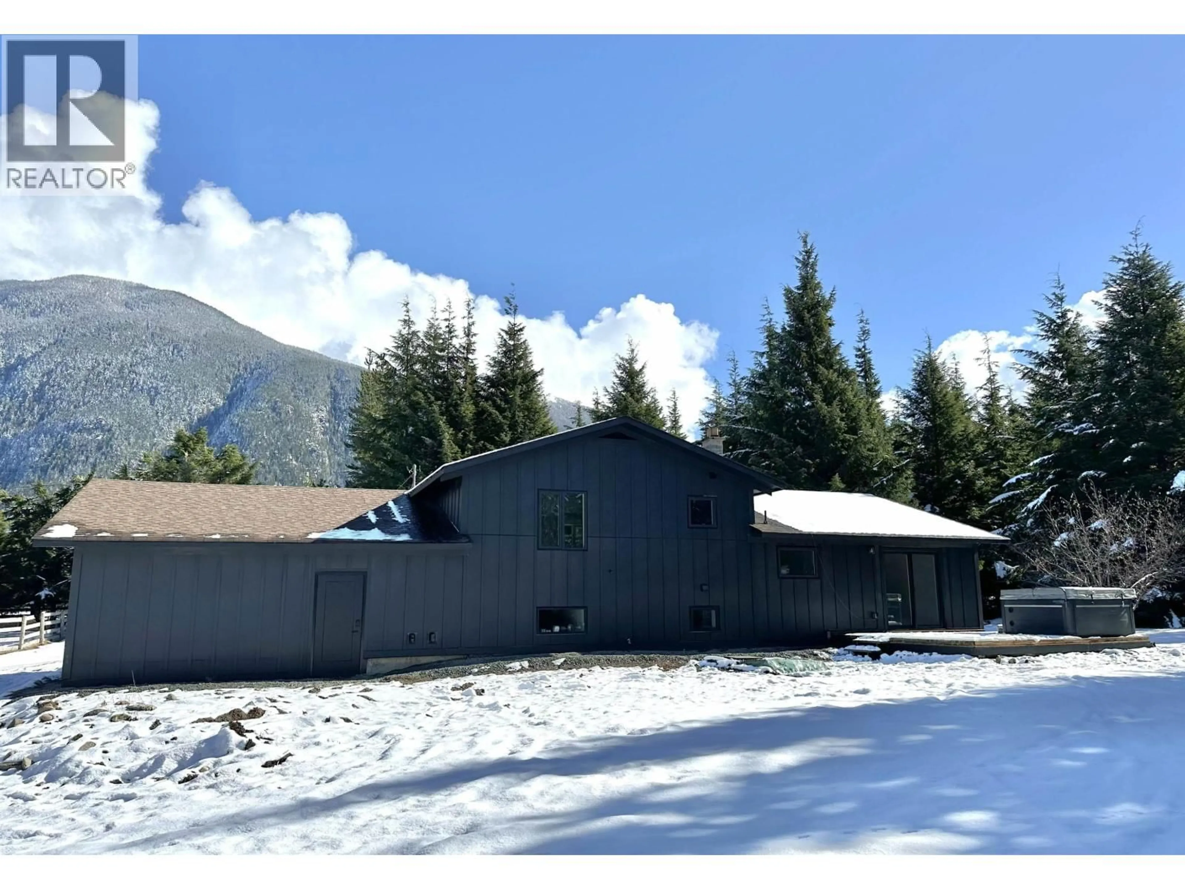 Shed for 405 SOCKEYE CREEK STREET, Terrace British Columbia V8G0G5