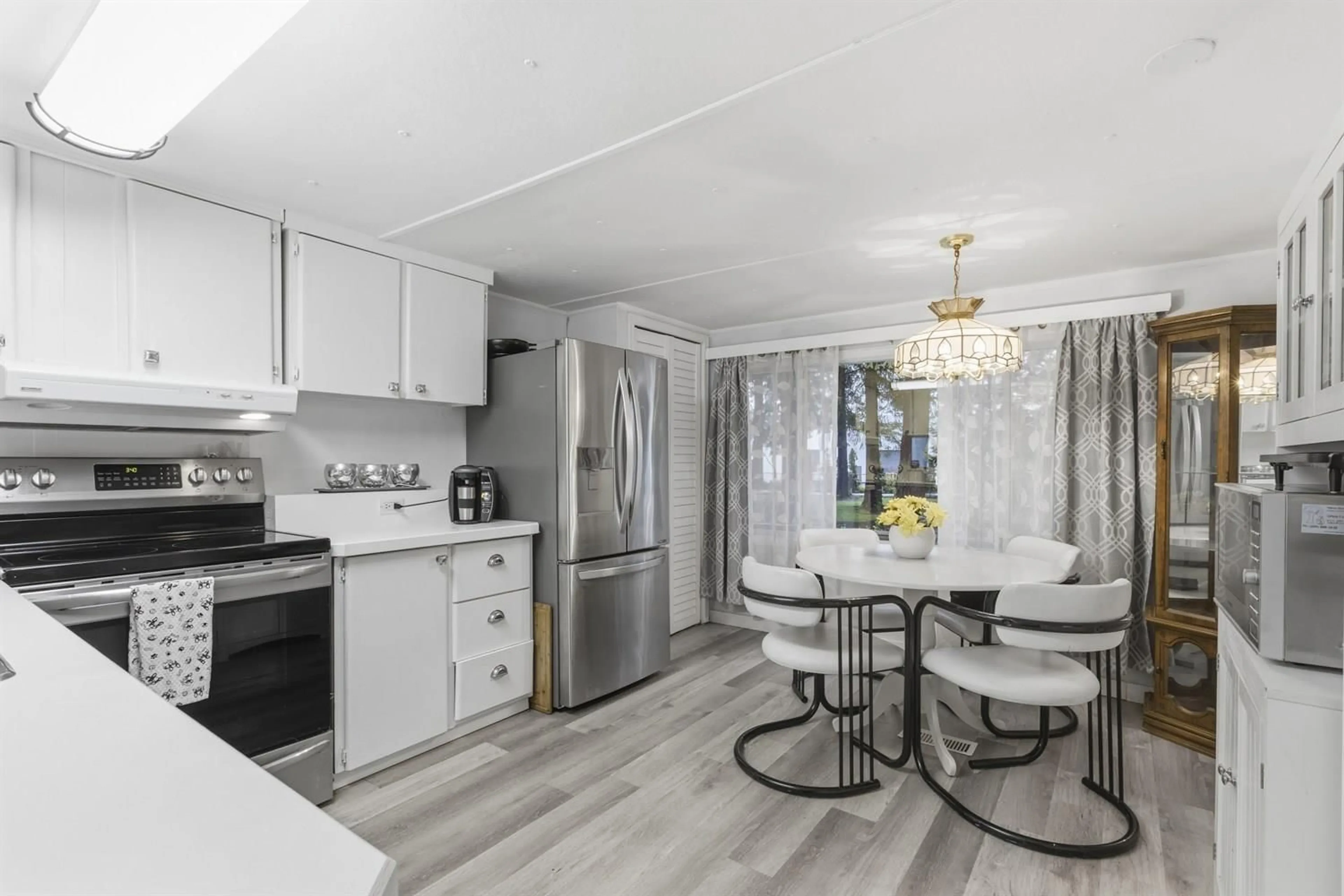 Open concept kitchen, unknown for 6 - 9080 198 STREET, Langley British Columbia V1M3A8