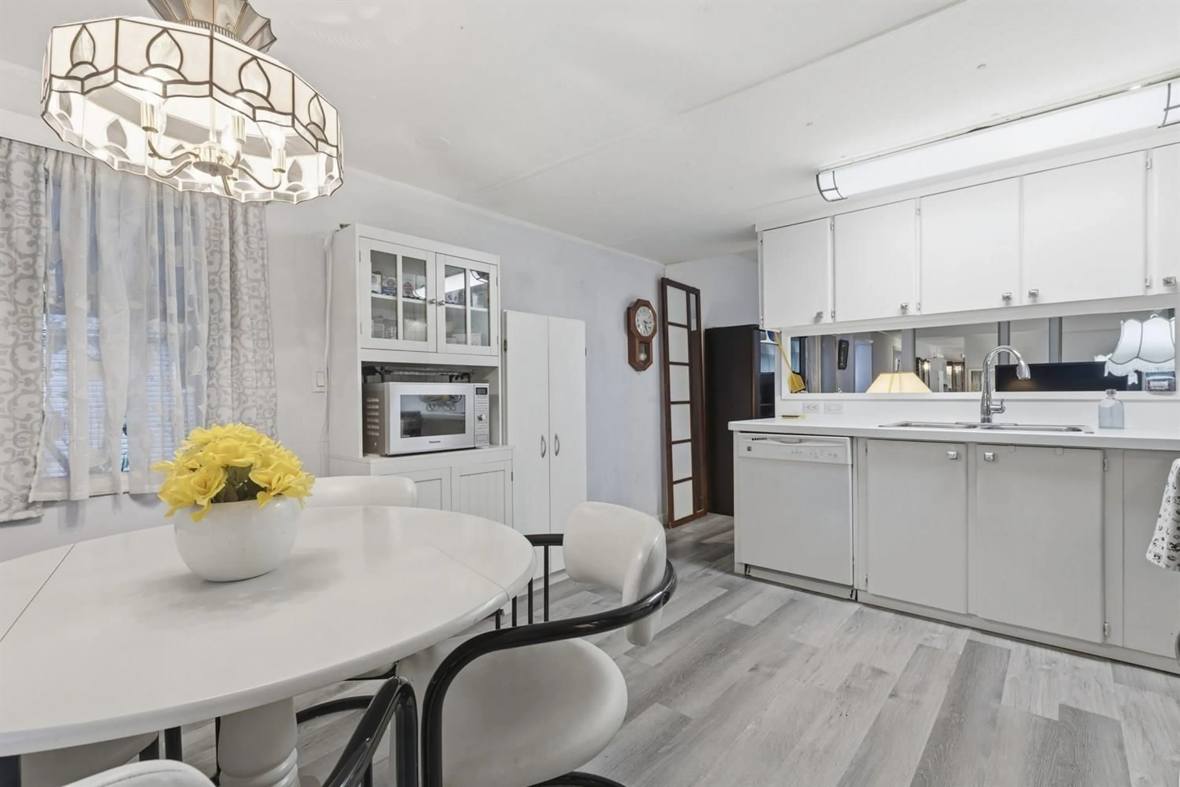 Open concept kitchen, unknown for 6 - 9080 198 STREET, Langley British Columbia V1M3A8