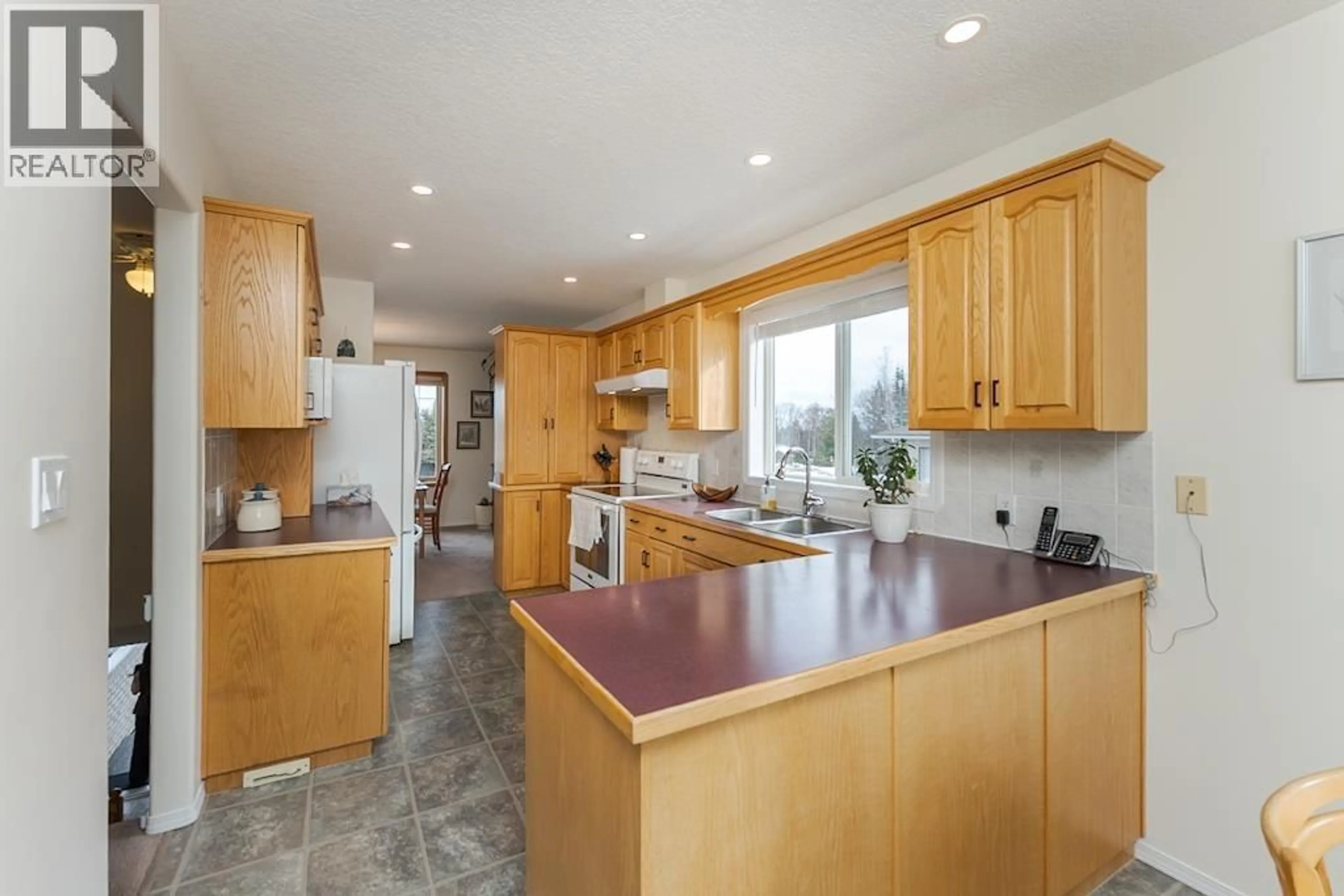 Open concept kitchen, unknown for 4413 STAUBLE ROAD, Prince George British Columbia V2K4X3