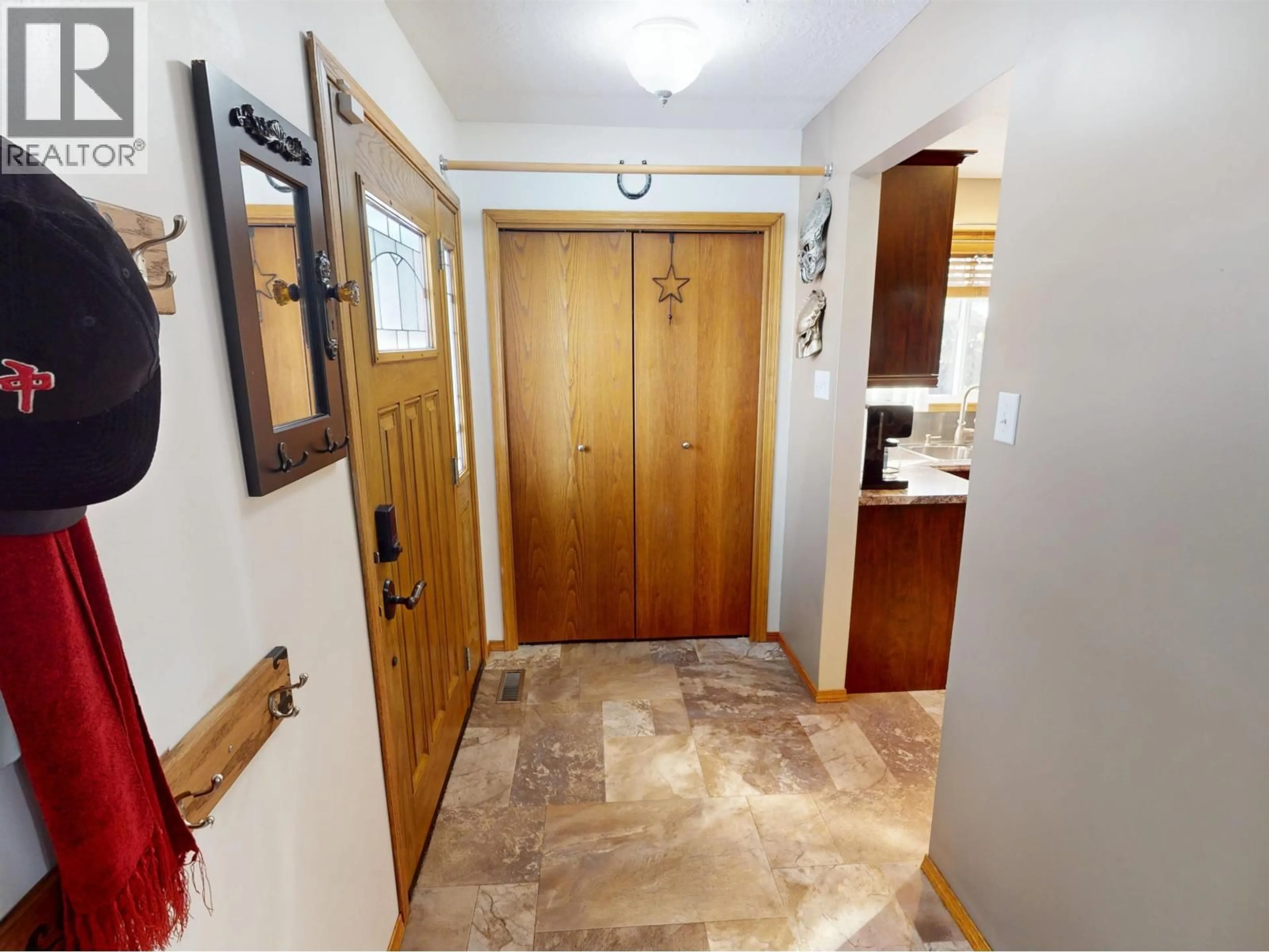 Indoor entryway for 77 PRINCESS CRESCENT, Fort St. John British Columbia V1J2R4