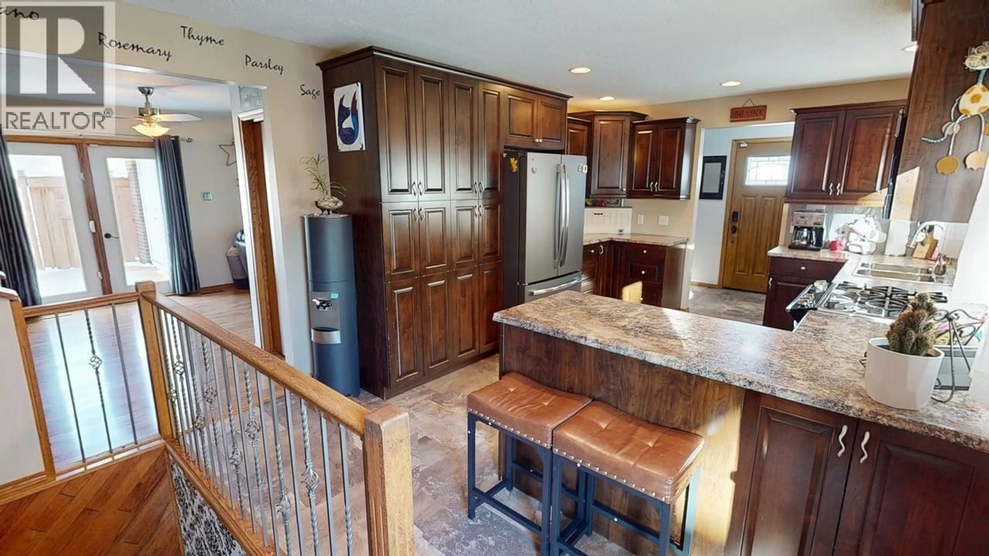 Open concept kitchen, unknown for 77 PRINCESS CRESCENT, Fort St. John British Columbia V1J2R4