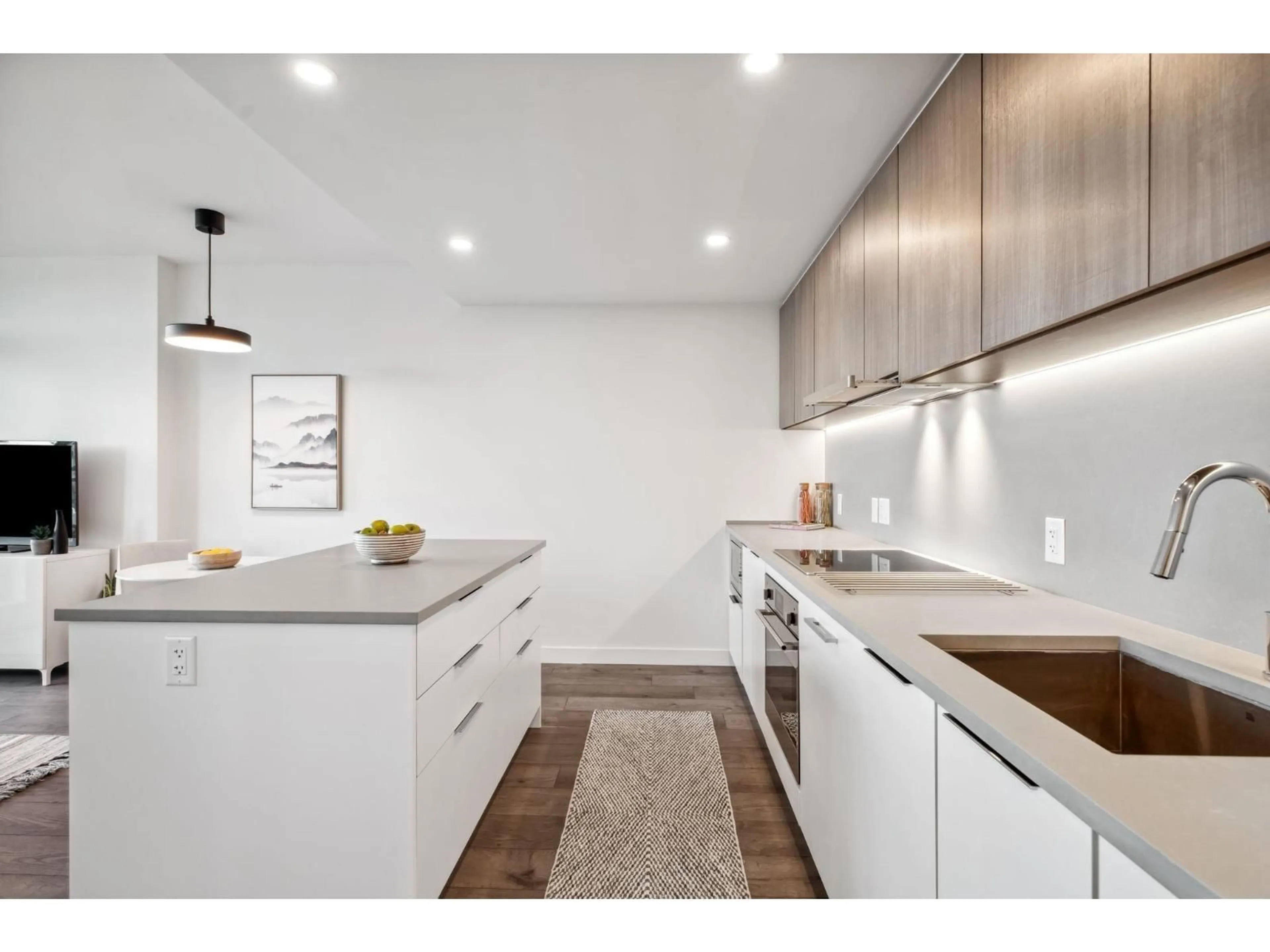 Open concept kitchen, unknown for 709 - 13318 104 AVENUE, Surrey British Columbia V3T0R2