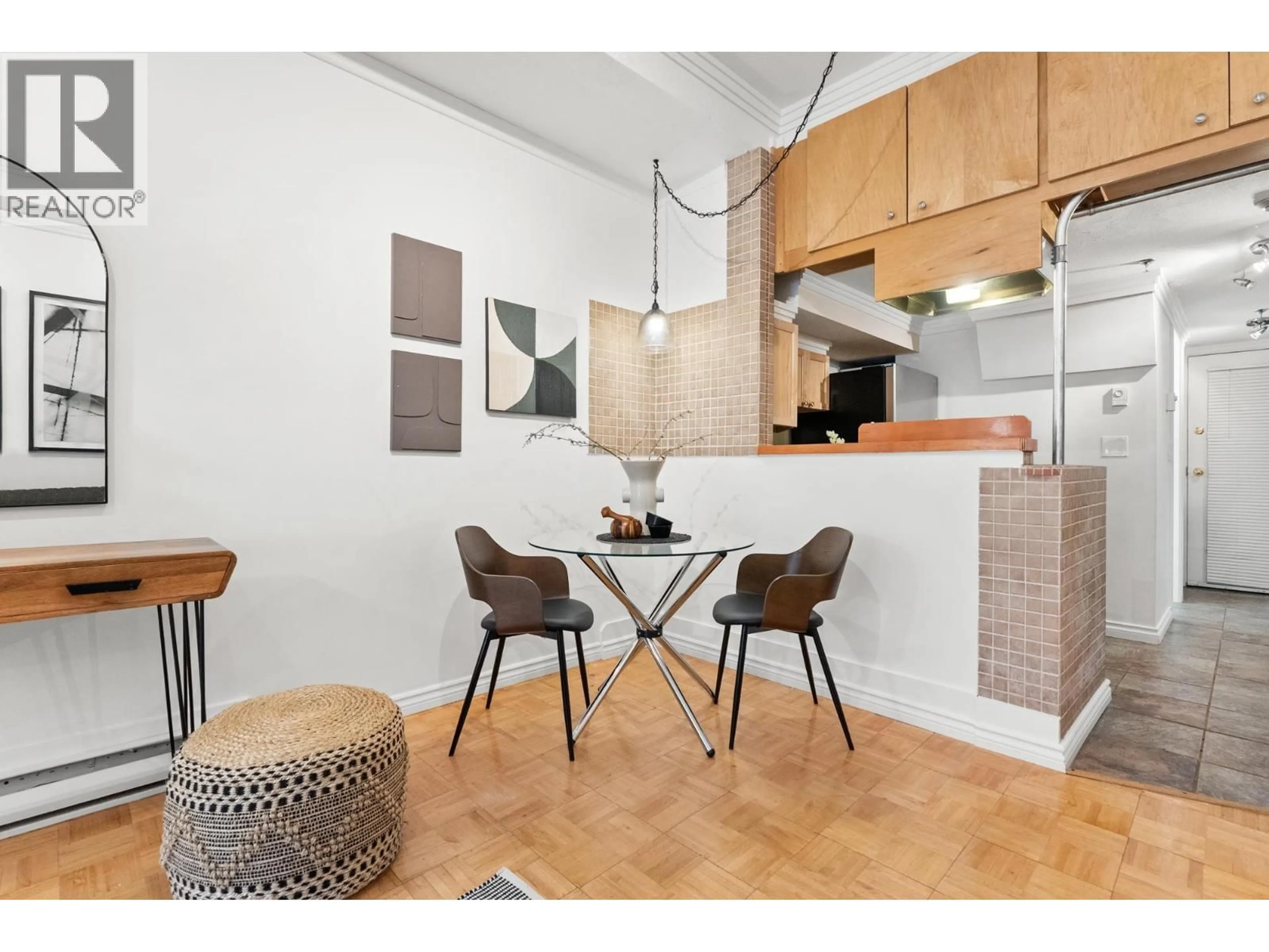 Open concept kitchen, unknown for B5 - 238 10TH AVENUE, Vancouver British Columbia V5T1Z5