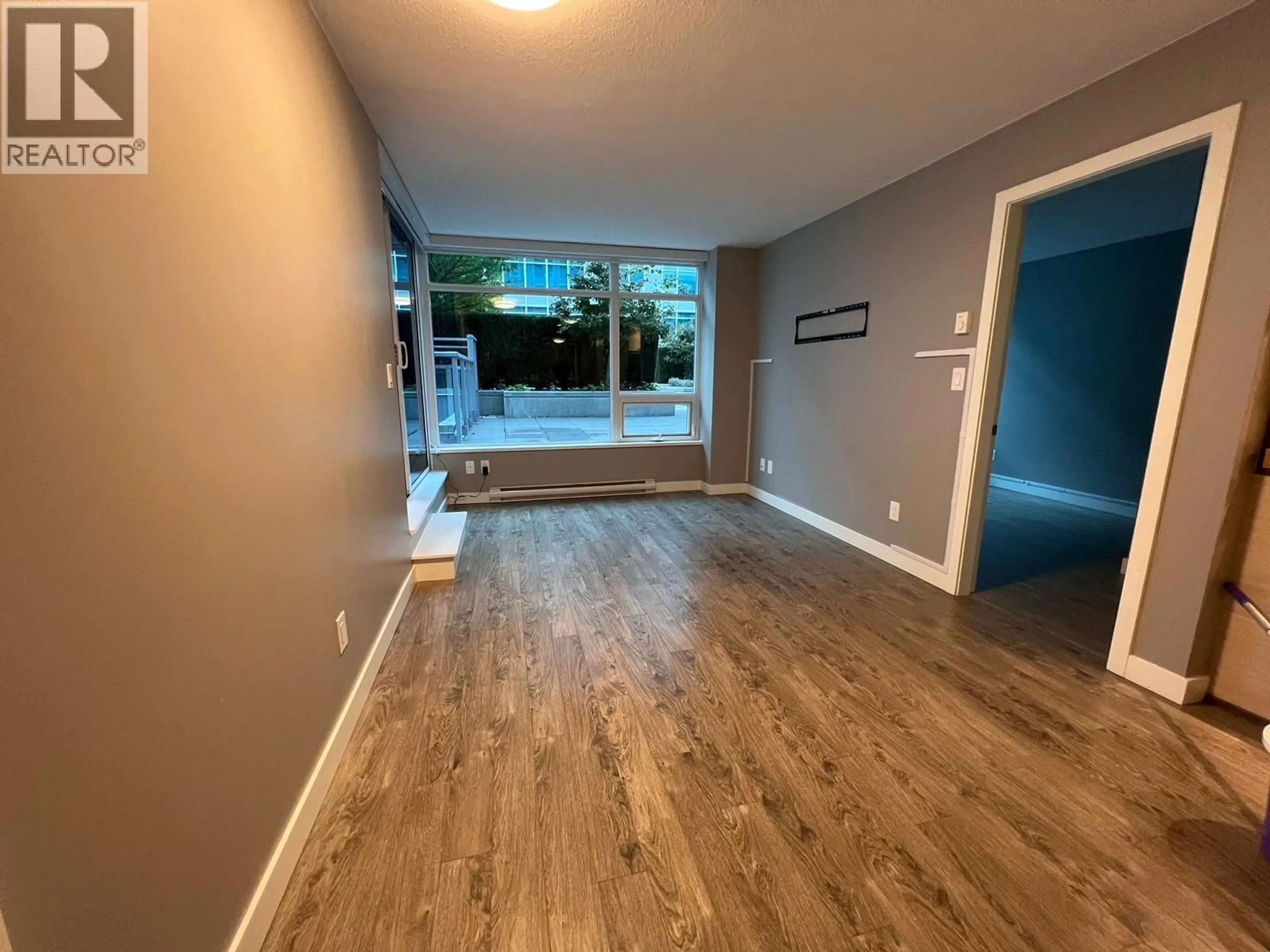 Unknown for 915 - 6288 NO. 3 ROAD, Richmond British Columbia V6Y0J4