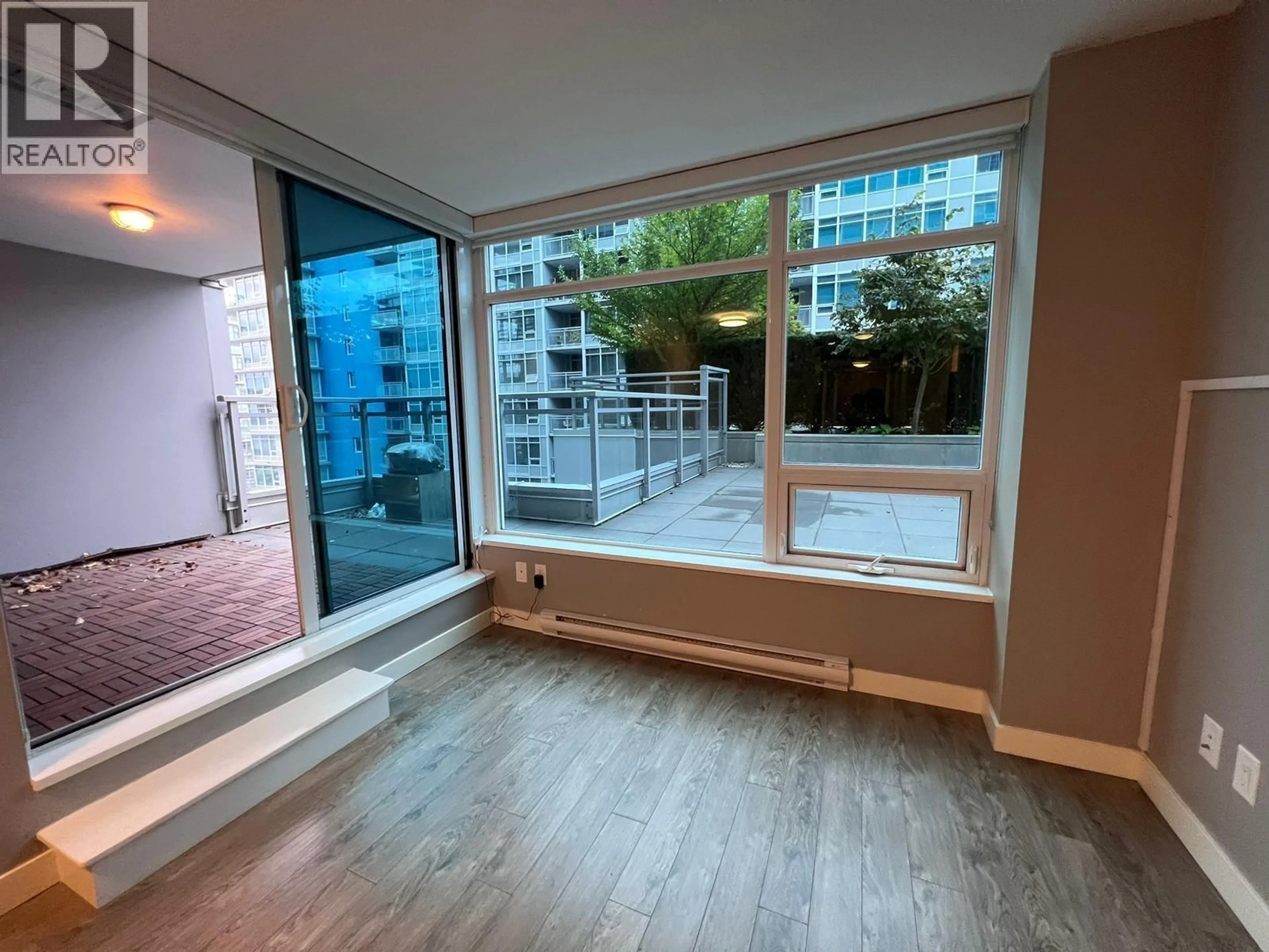 A pic of a room for 915 - 6288 NO. 3 ROAD, Richmond British Columbia V6Y0J4