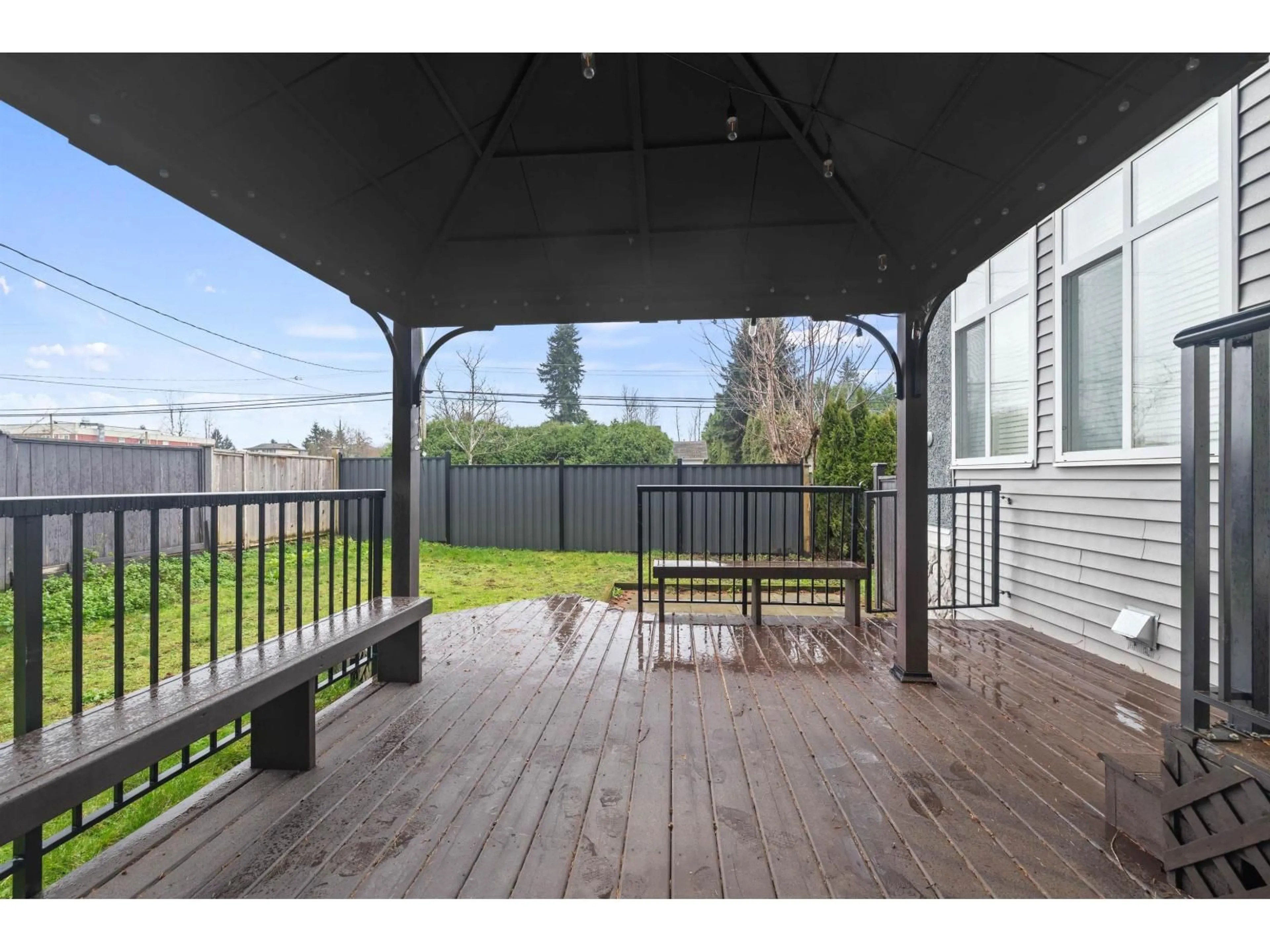 Patio, street for 2012 BEAVER STREET, Abbotsford British Columbia V2T3C4