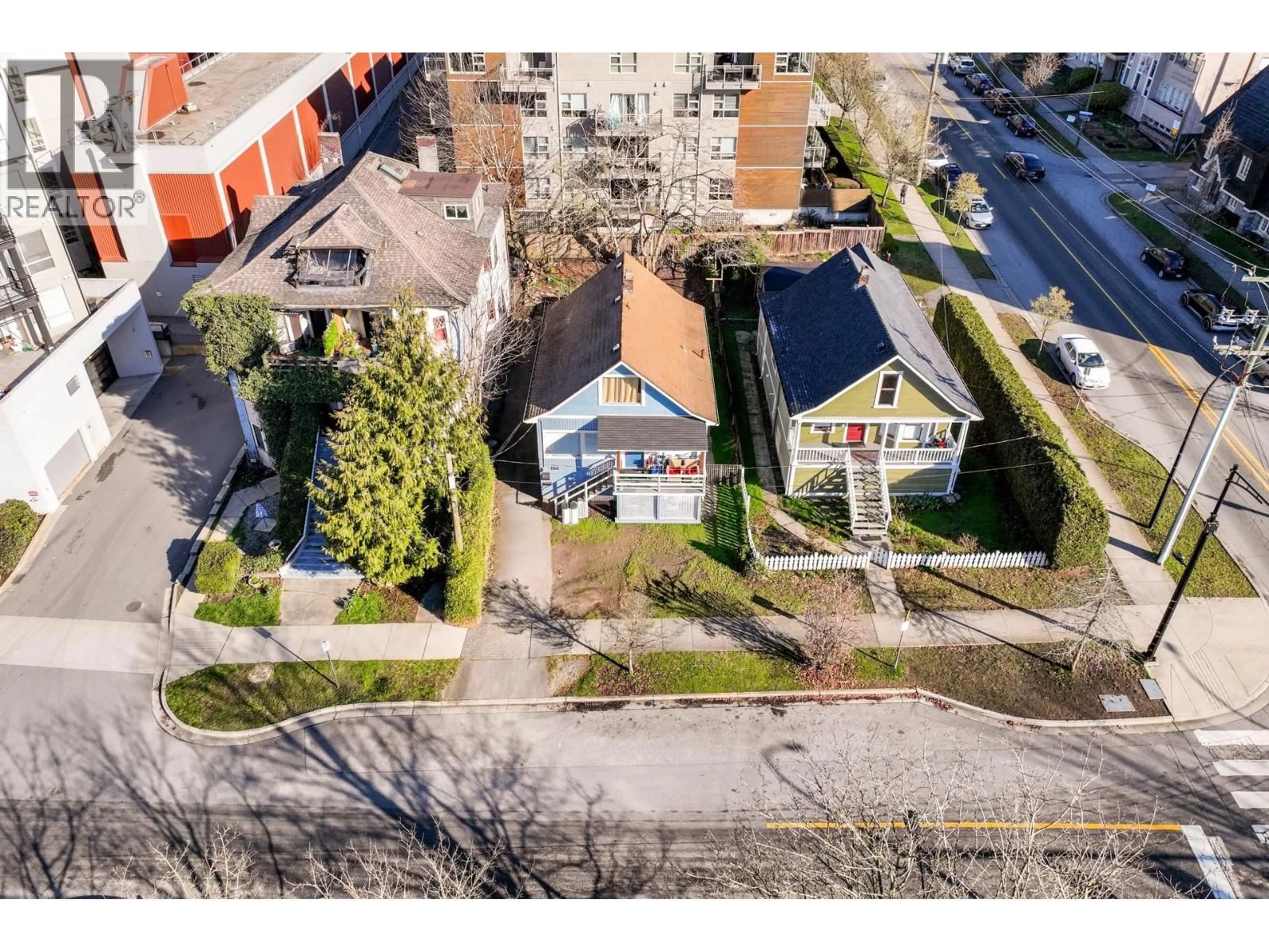 A pic from outside/outdoor area/front of a property/back of a property/a pic from drone, street for 160 10TH STREET, North Vancouver British Columbia V7L2C8