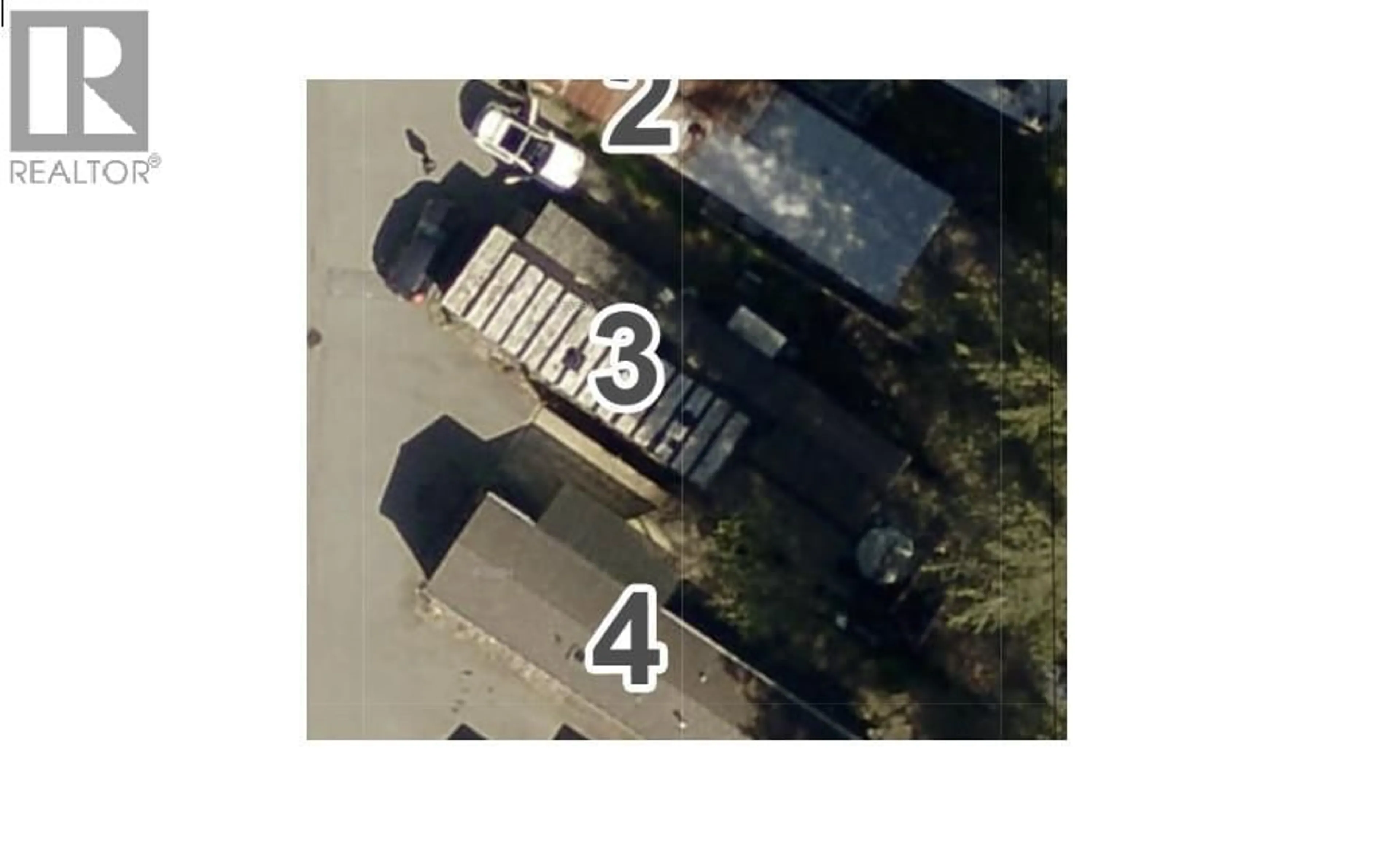 Unknown for 3 - 39884 GOVERNMENT ROAD, Squamish British Columbia V8B0A7