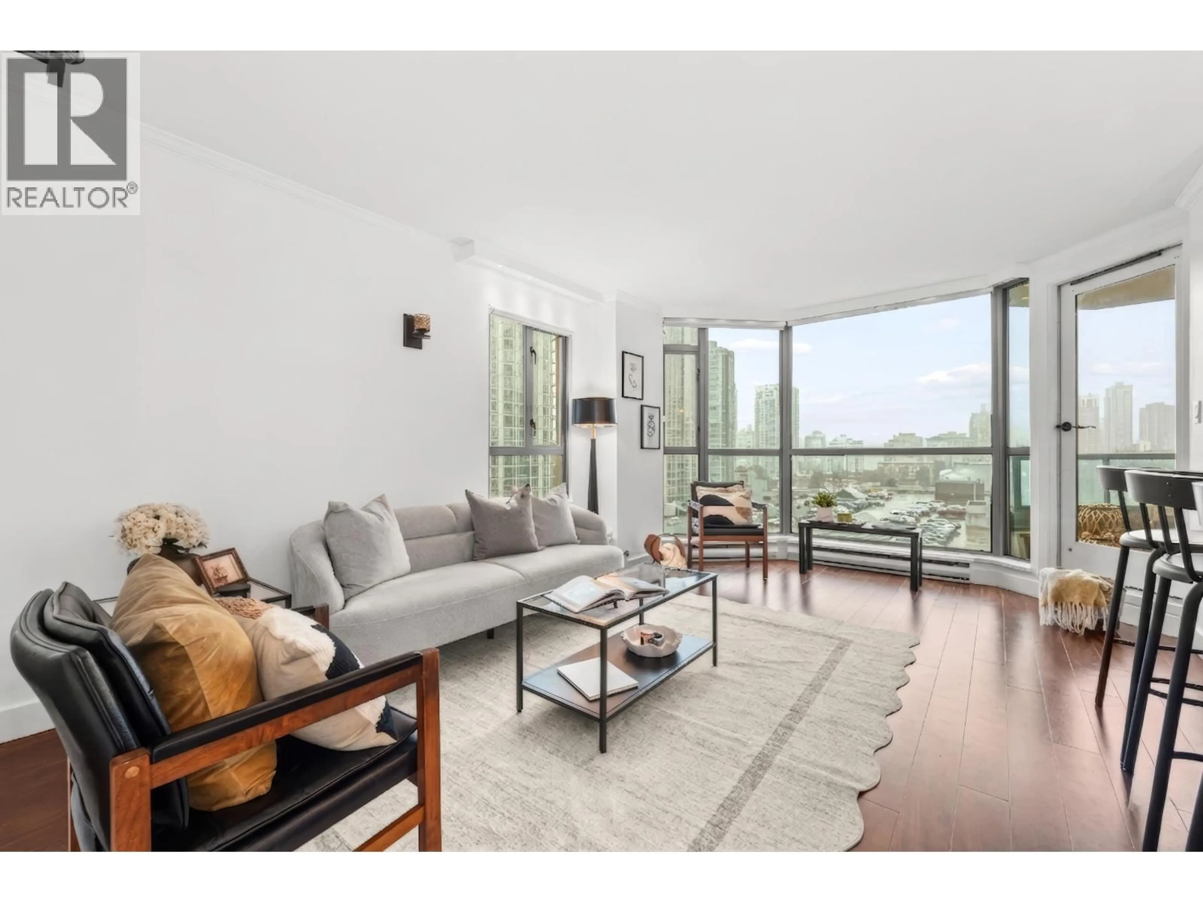 Living room with furniture, unknown for 501 - 888 HAMILTON STREET, Vancouver British Columbia V6B5W4