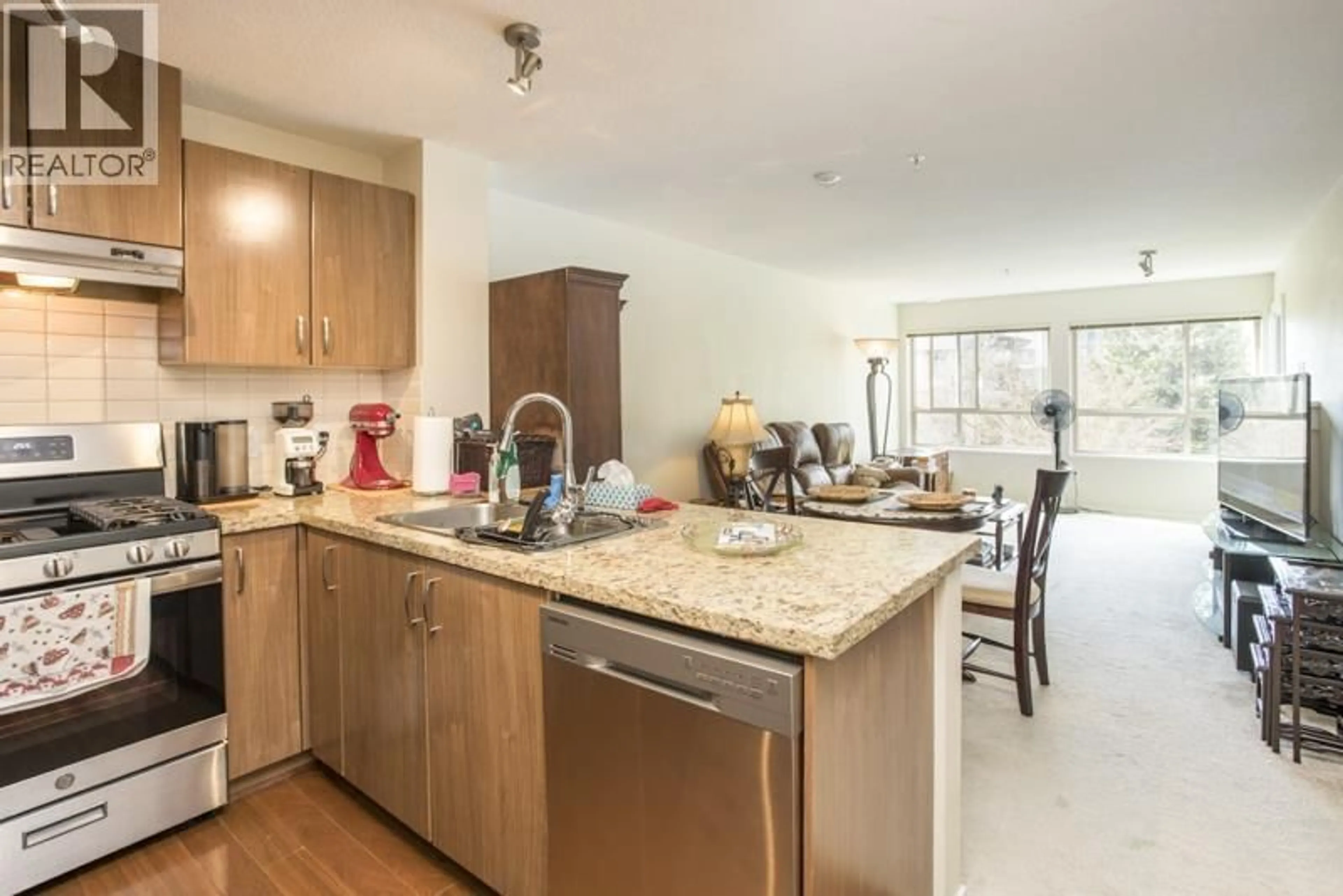 Open concept kitchen, unknown for 215 - 3110 DAYANEE SPRINGS BOULEVARD, Coquitlam British Columbia V3E0B4