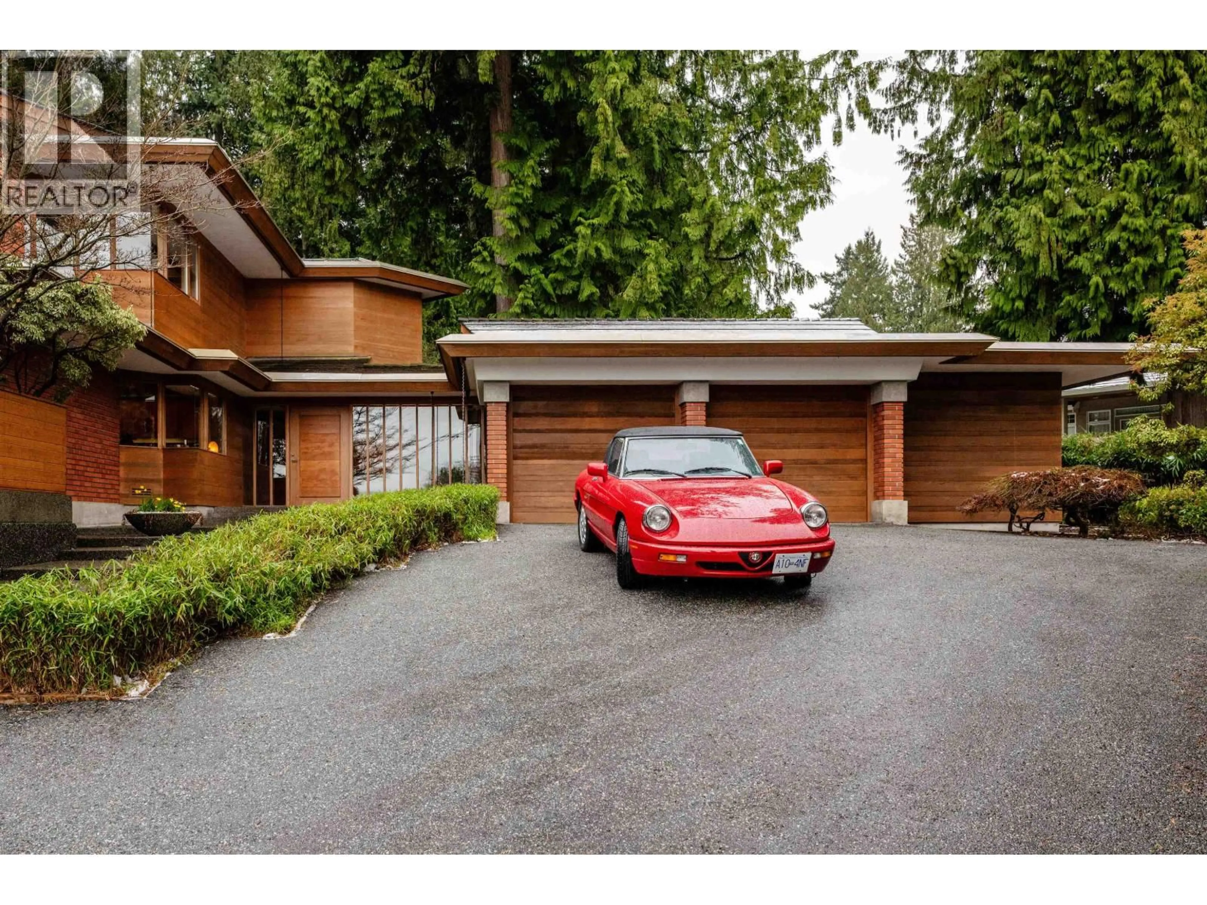 Indoor garage for 7356 PUNNETT CLOSE, Burnaby British Columbia V5E1X2