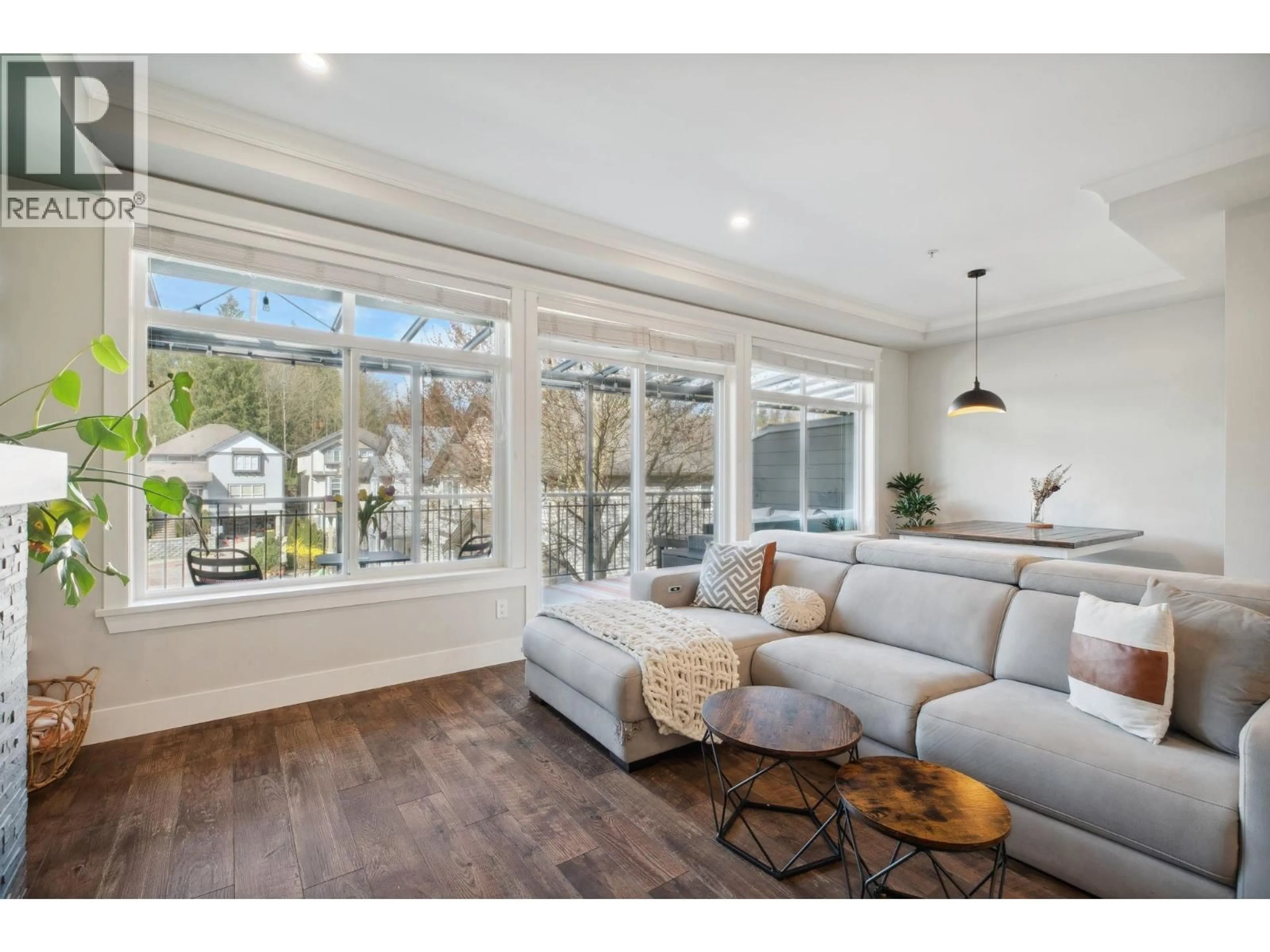 Living room with furniture, wood/laminate floor for 24 - 11461 236 STREET, Maple Ridge British Columbia V2W0H6