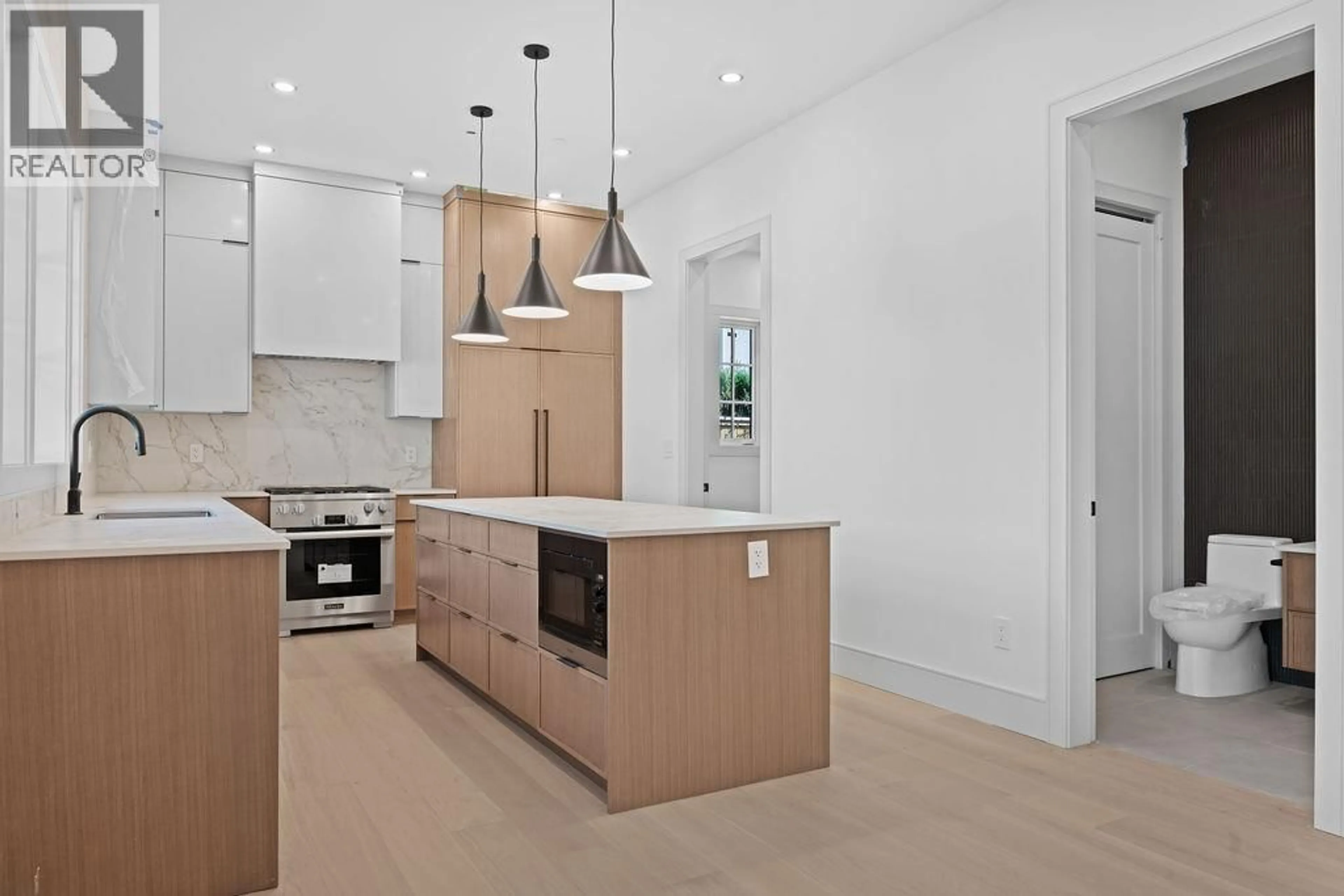 Open concept kitchen, unknown for 6853 CYPRESS STREET, Vancouver British Columbia V6P5L9
