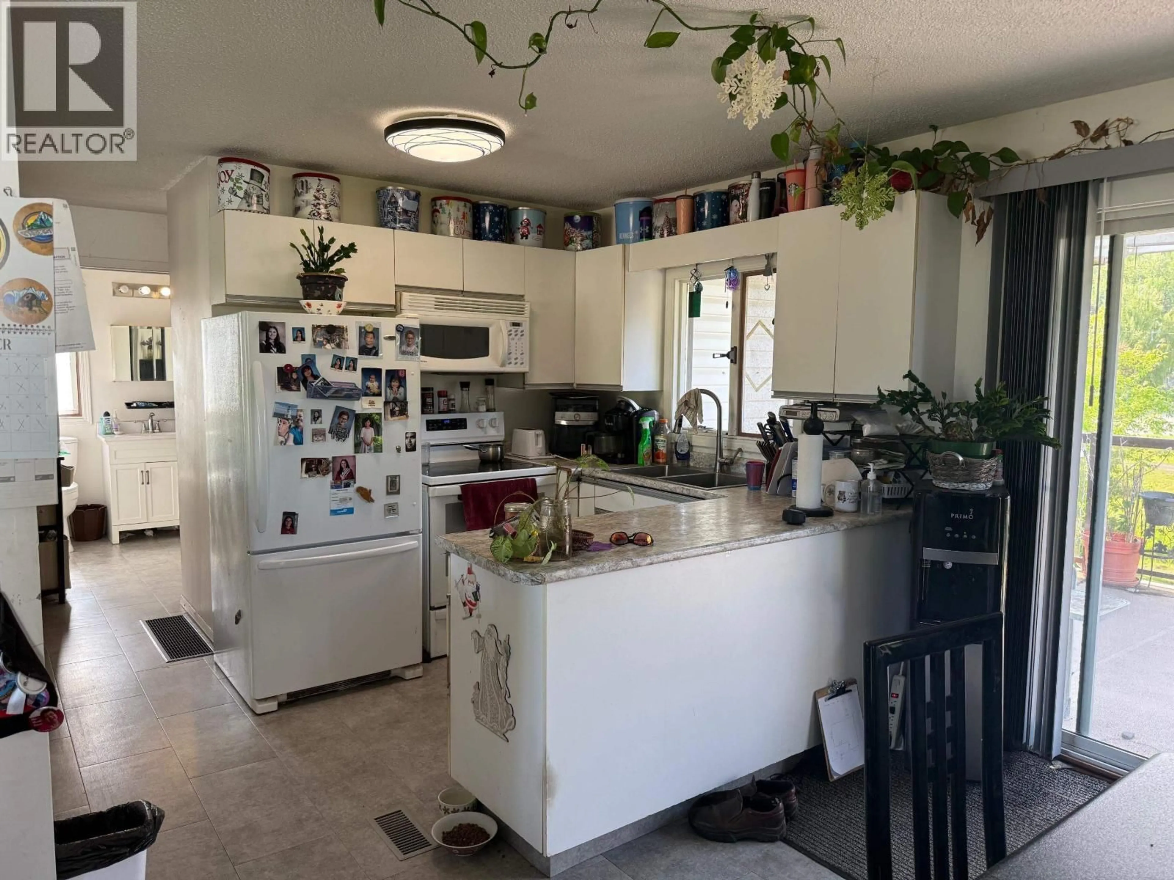 Open concept kitchen, ceramic/tile floor for 4372 12TH AVENUE, New Hazelton British Columbia V0J2J1