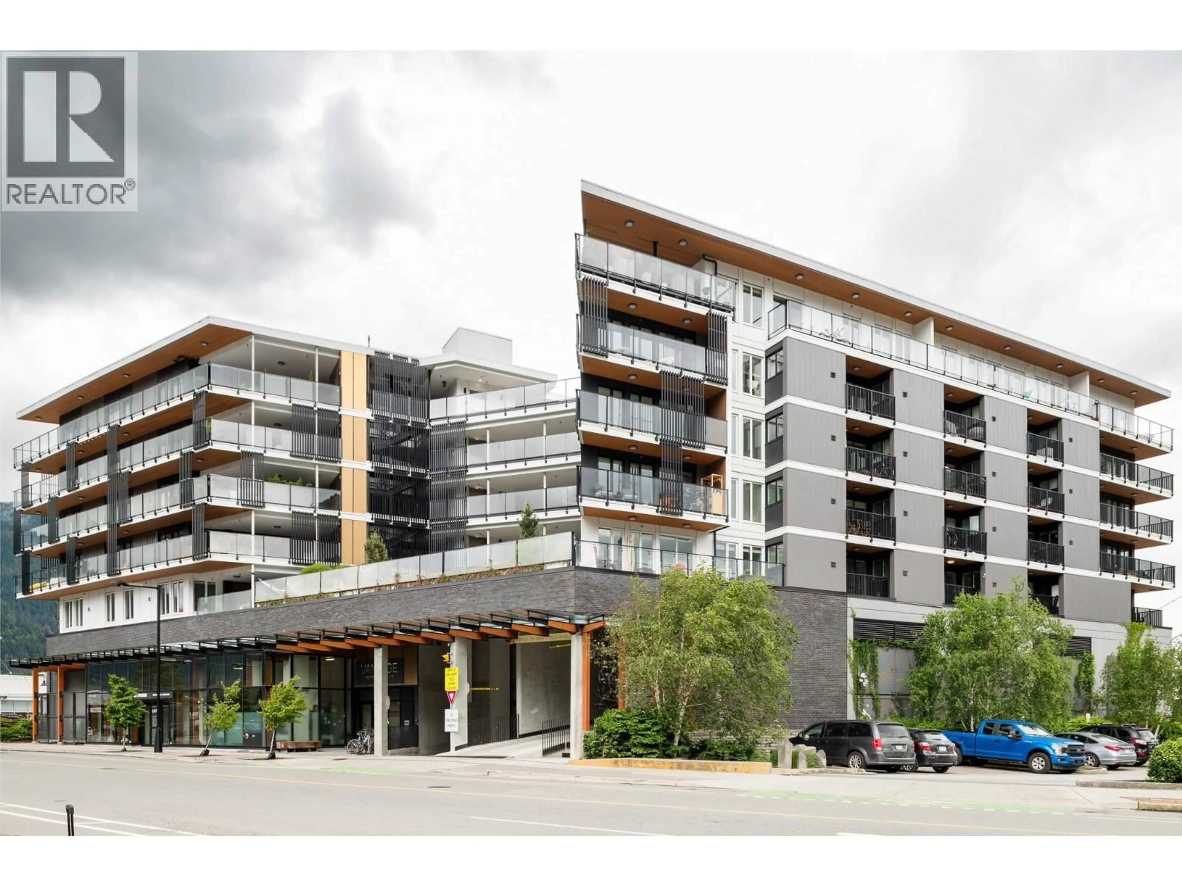 Unknown for 214 - 1365 PEMBERTON AVENUE, Squamish British Columbia V8B1B7