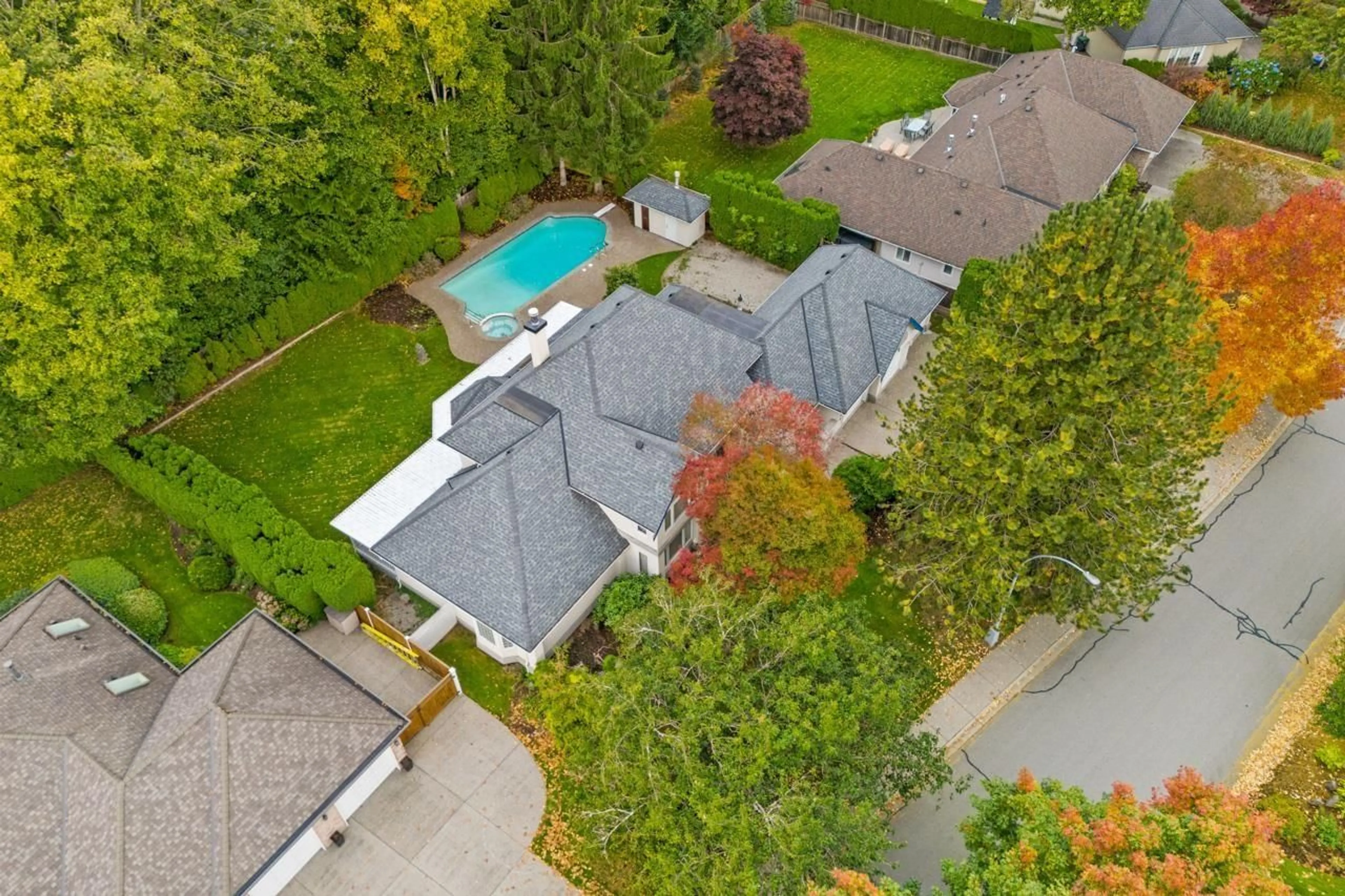 A pic from outside/outdoor area/front of a property/back of a property/a pic from drone, street for 2039 132A STREET, Surrey British Columbia V4A9K2